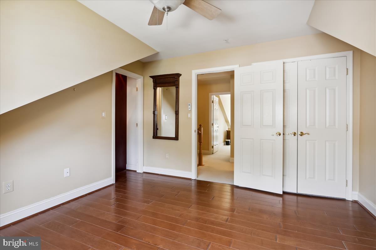 WATERFORD COMMON - Residential