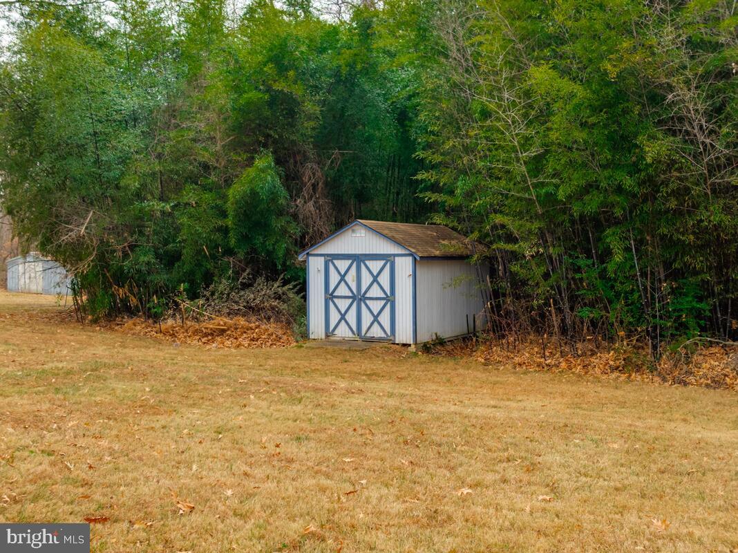 KNOTTS-WEST GLYMONT - Residential