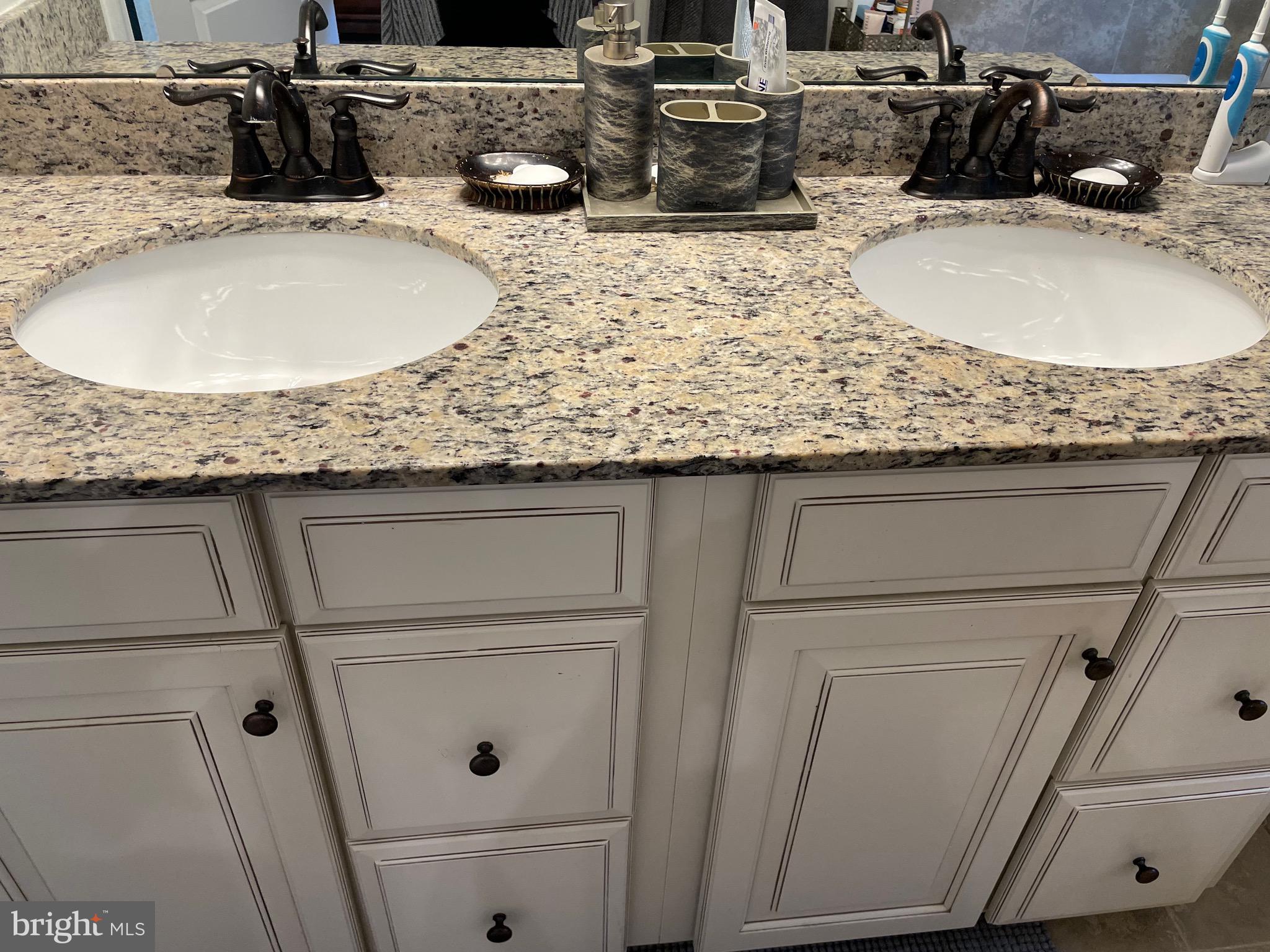 FABLE HILL - Residential