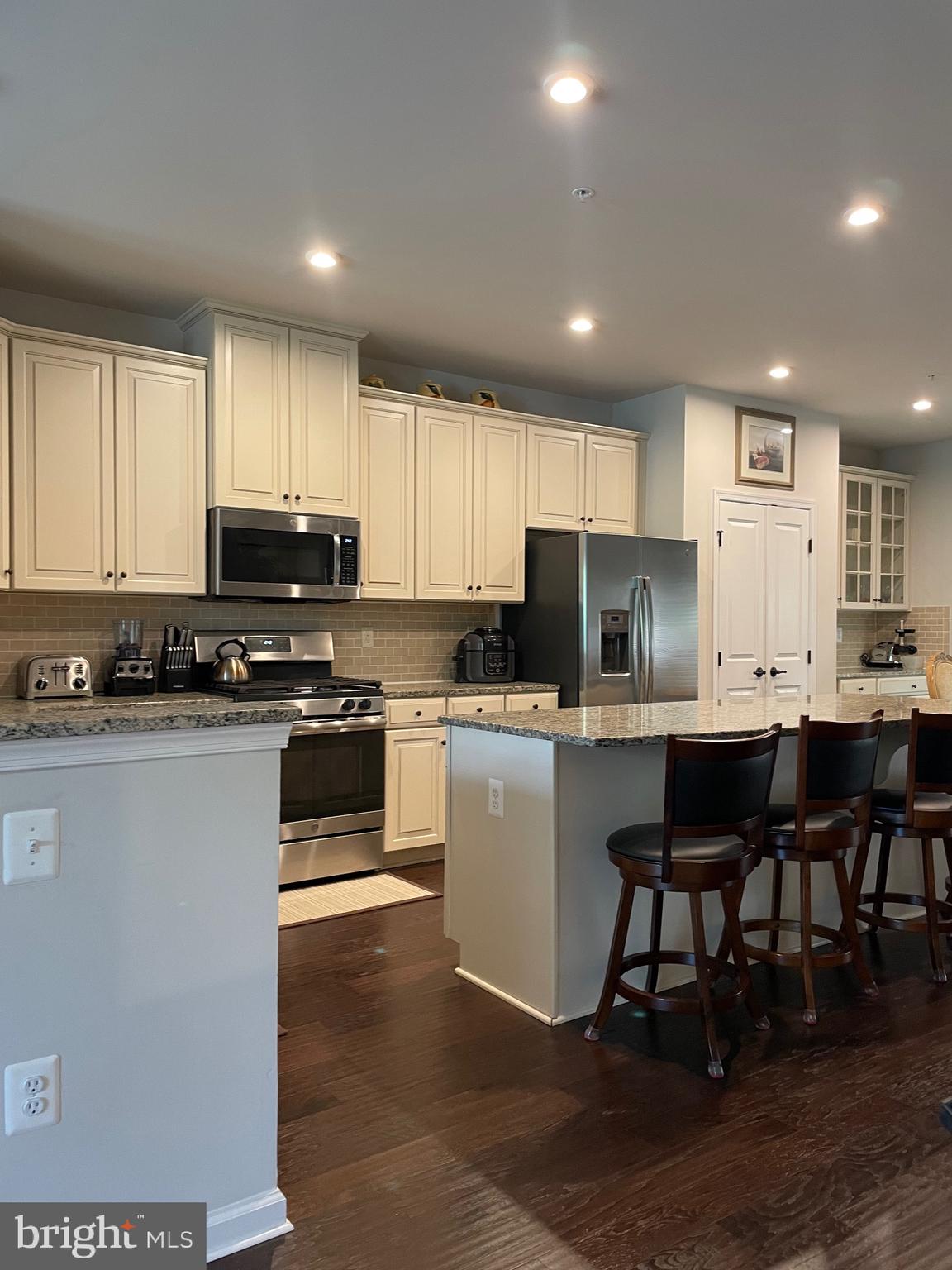 FABLE HILL - Residential