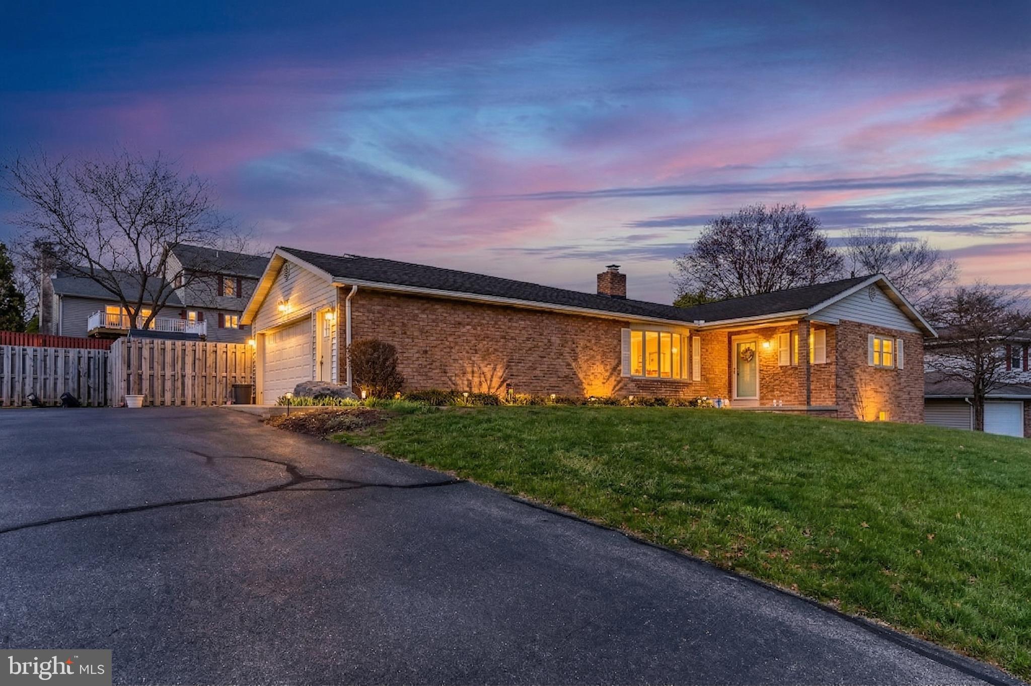 MEETING HOUSE HEIGHTS - Residential