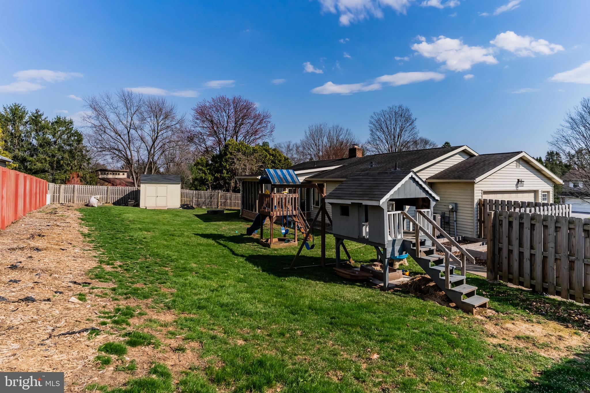 MEETING HOUSE HEIGHTS - Residential