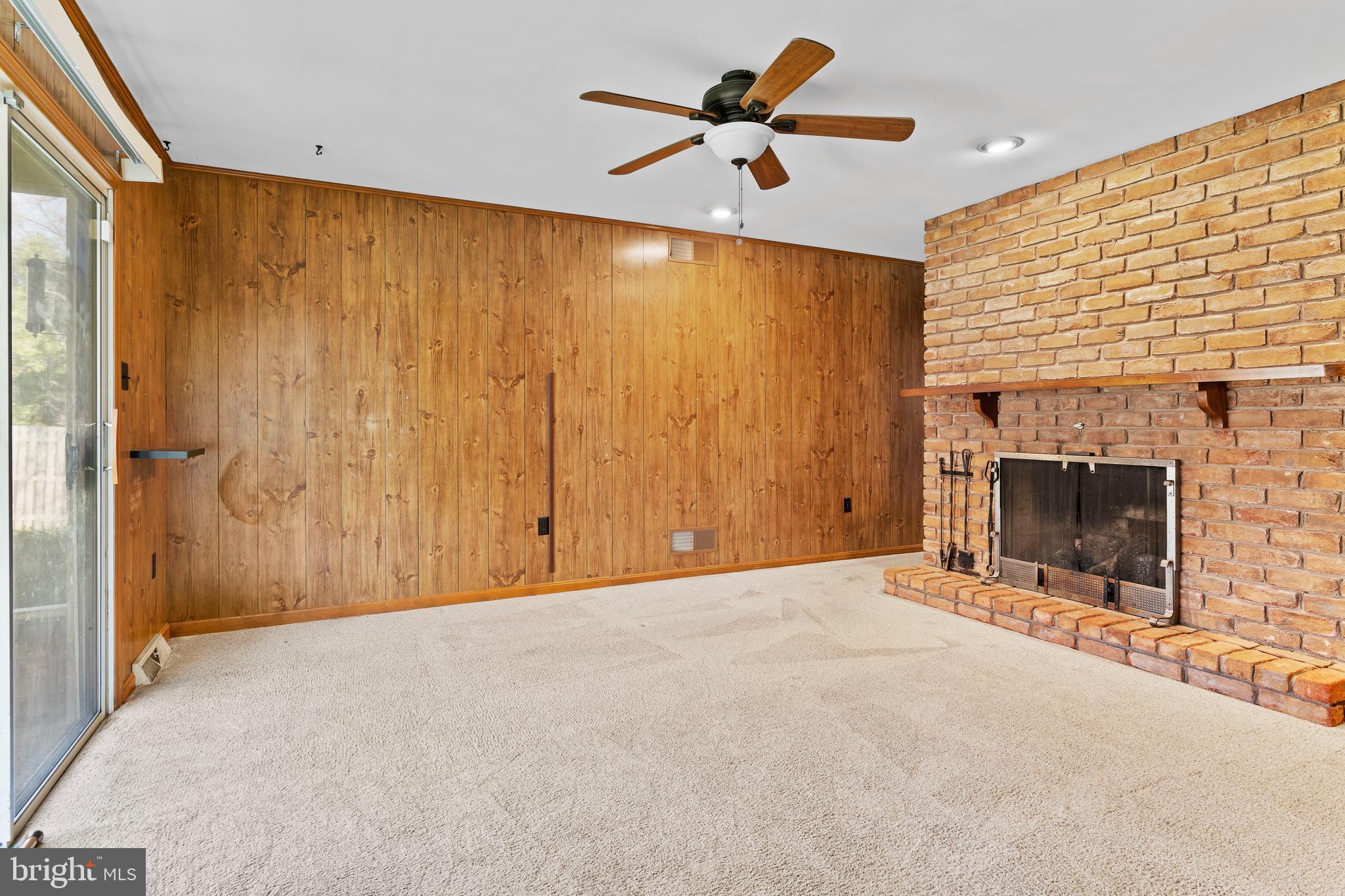 MEETING HOUSE HEIGHTS - Residential