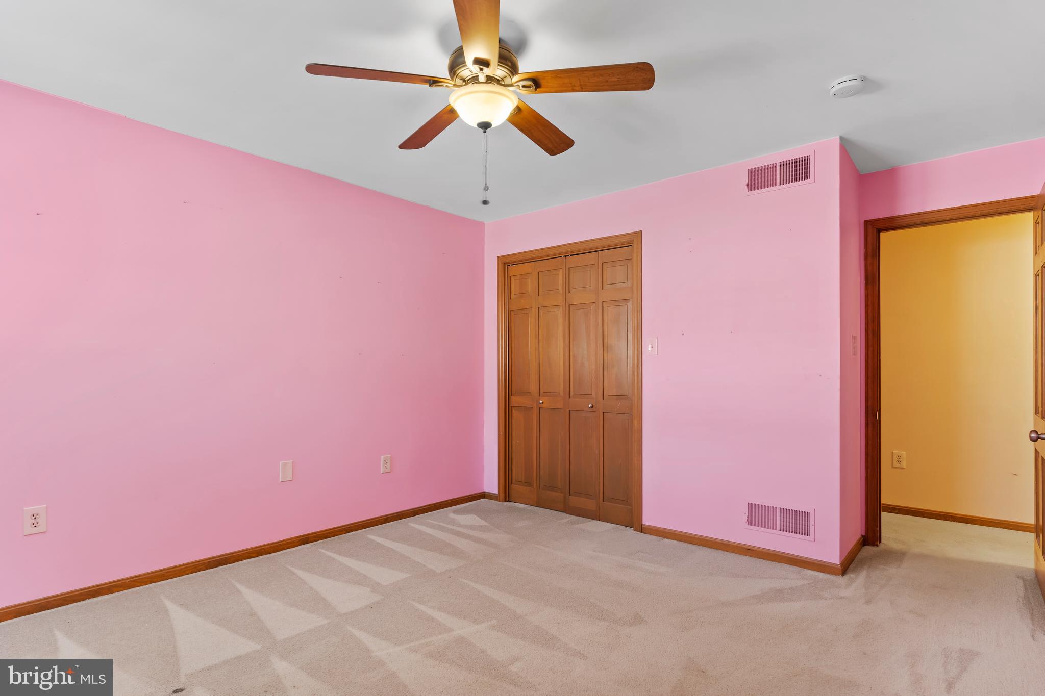 MEETING HOUSE HEIGHTS - Residential