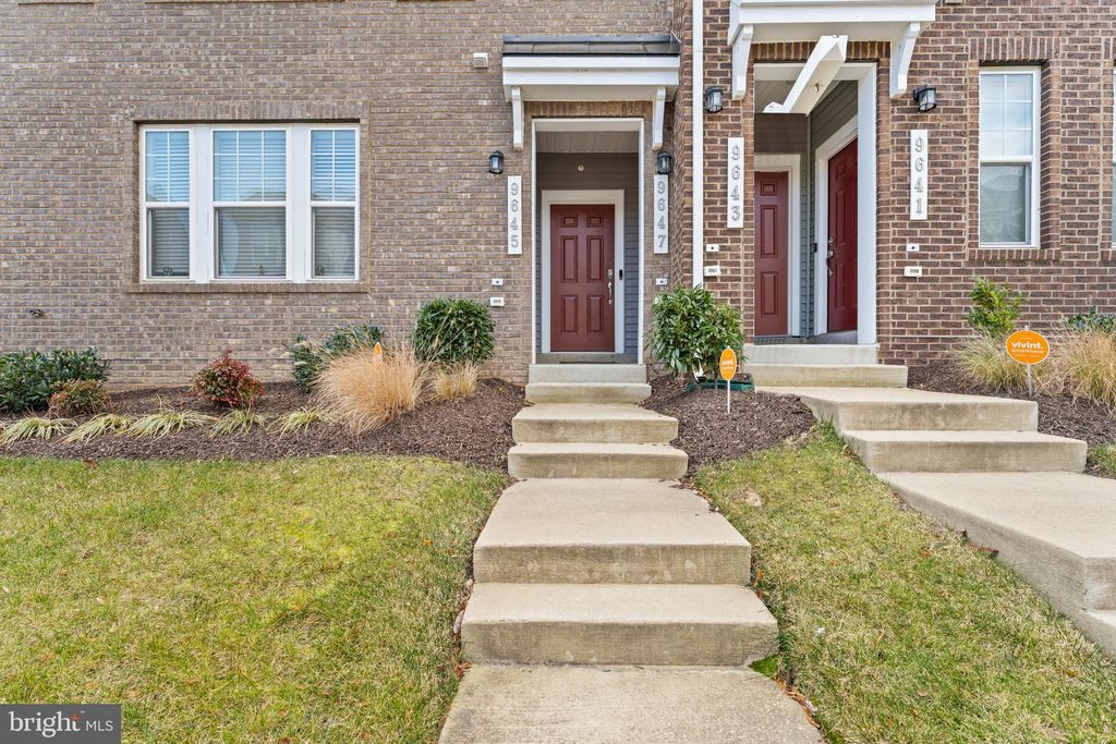 Photo of 9647 Glassy Creek Way #160, UPPER MARLBORO, MD 20772 (MLS # MDPG2185764)