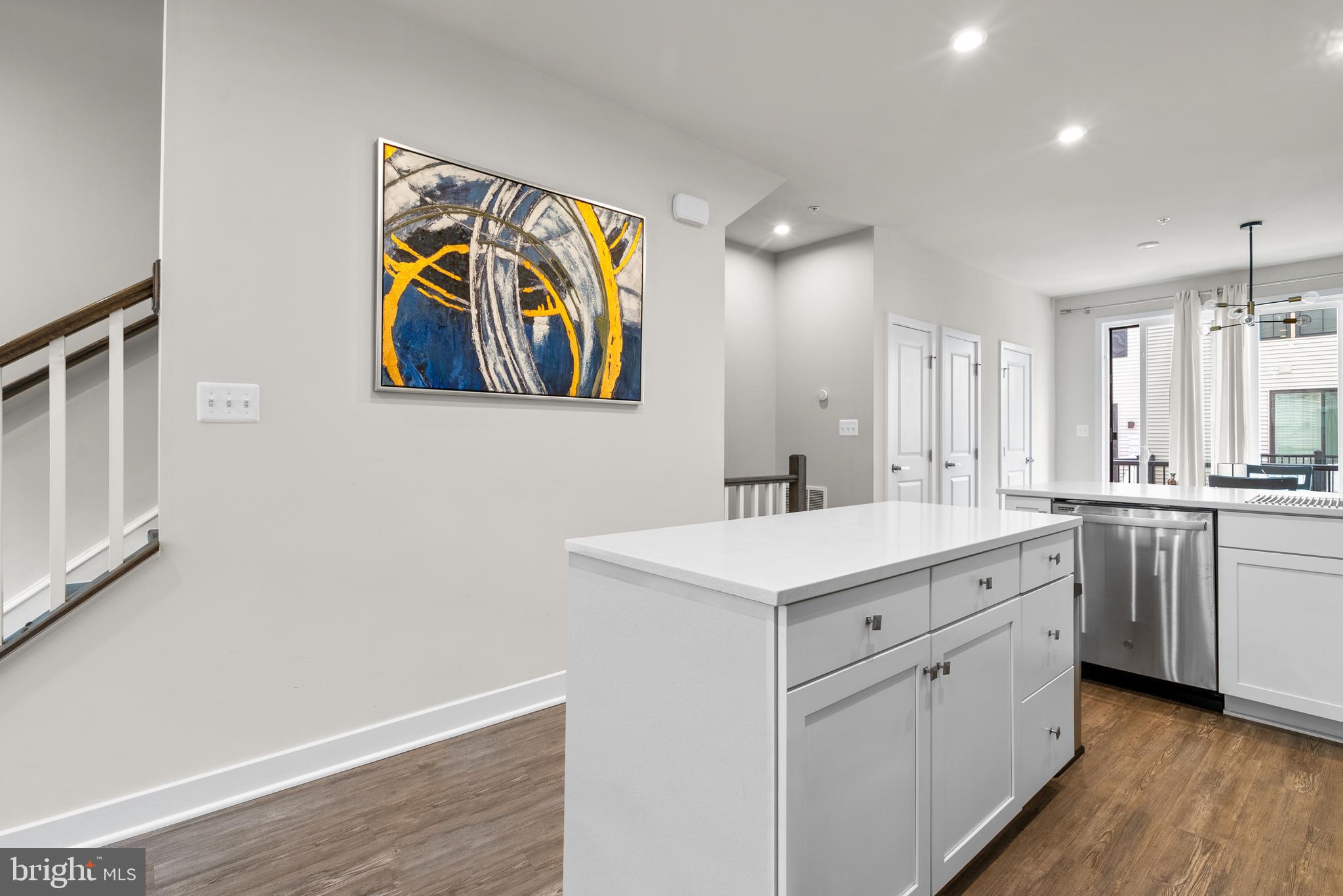 VILLAGE OF TOWNE SQUARE - Residential