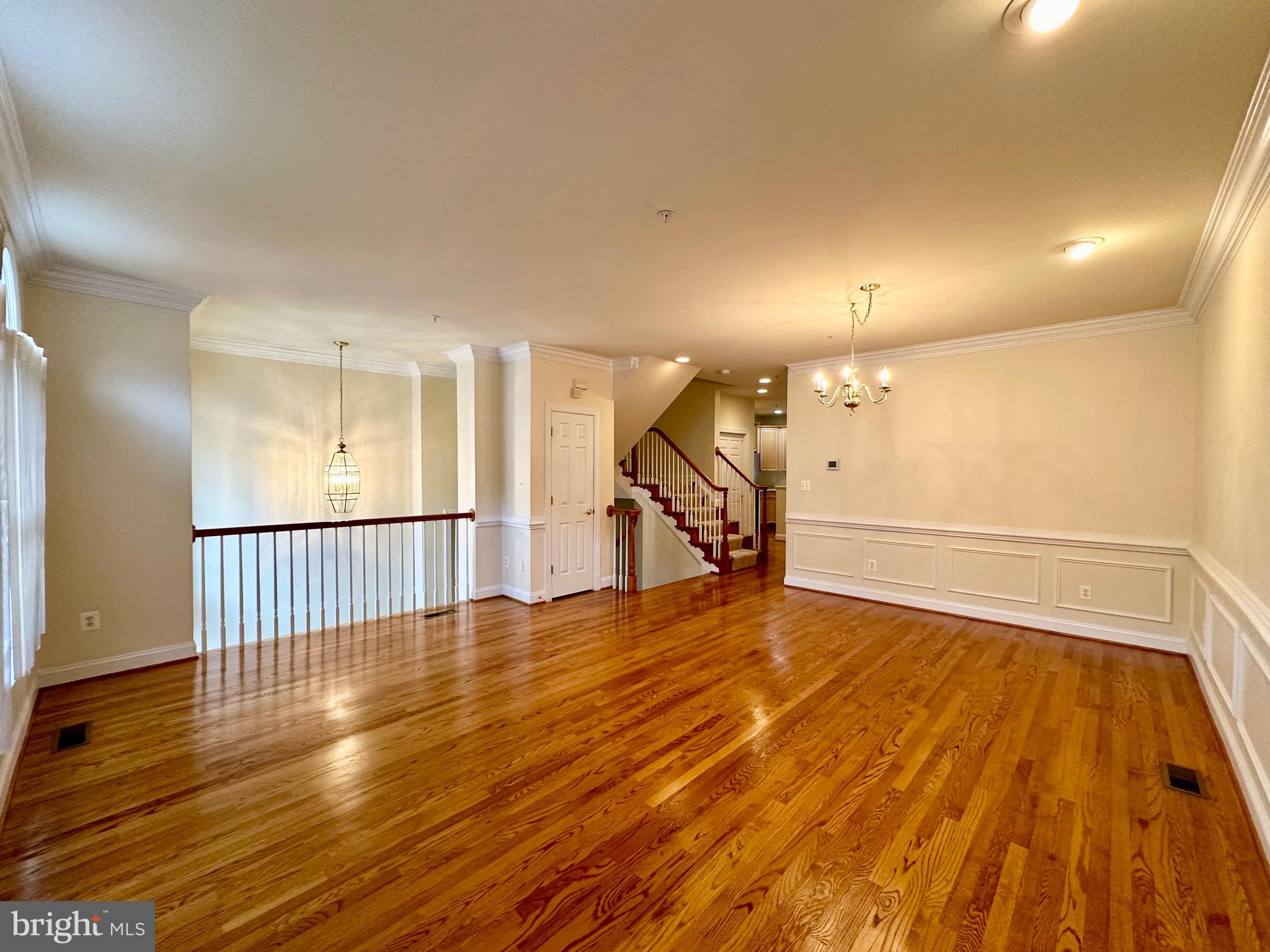 MCLEAN CREST - Residential Lease