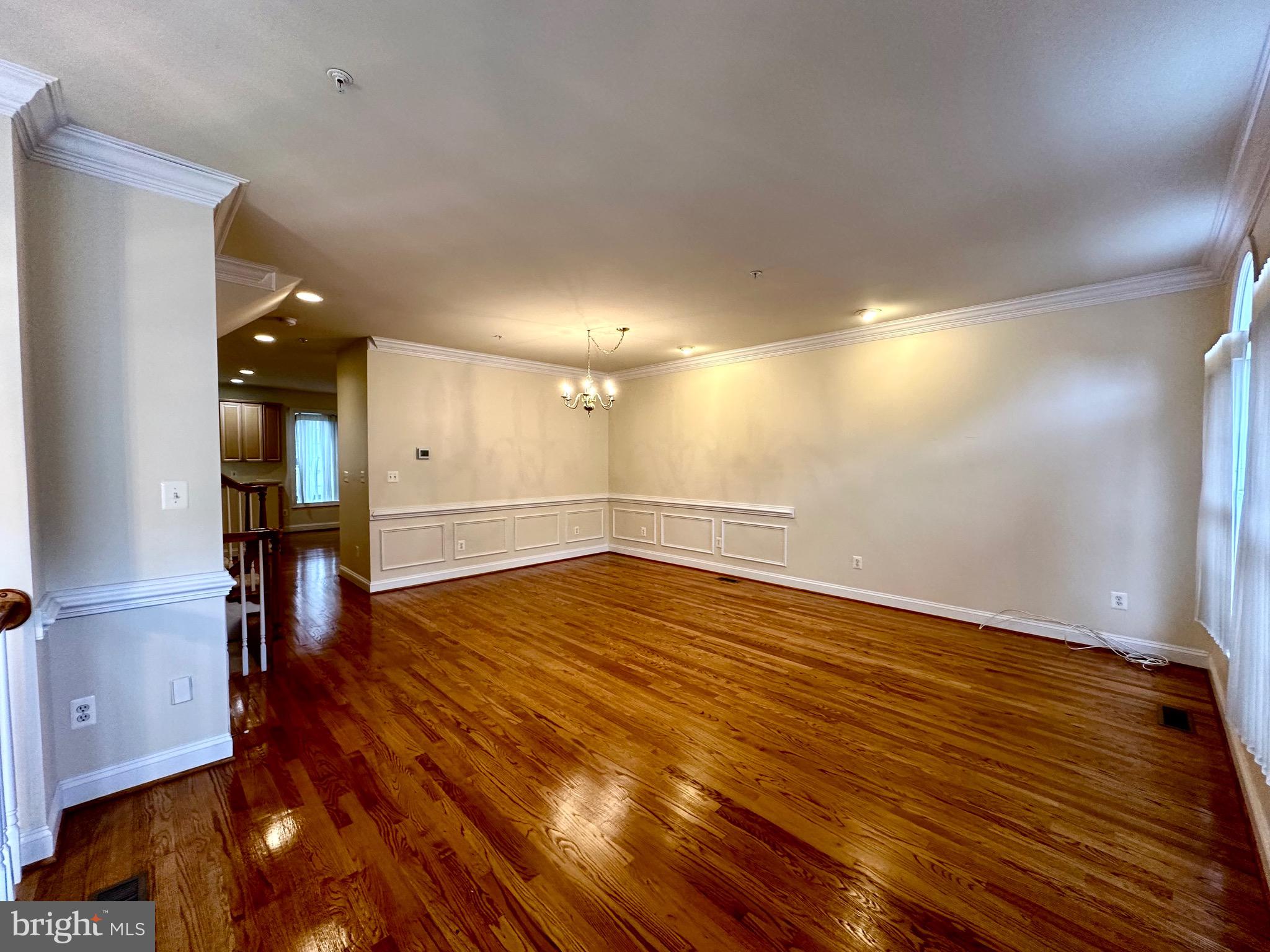 MCLEAN CREST - Residential Lease