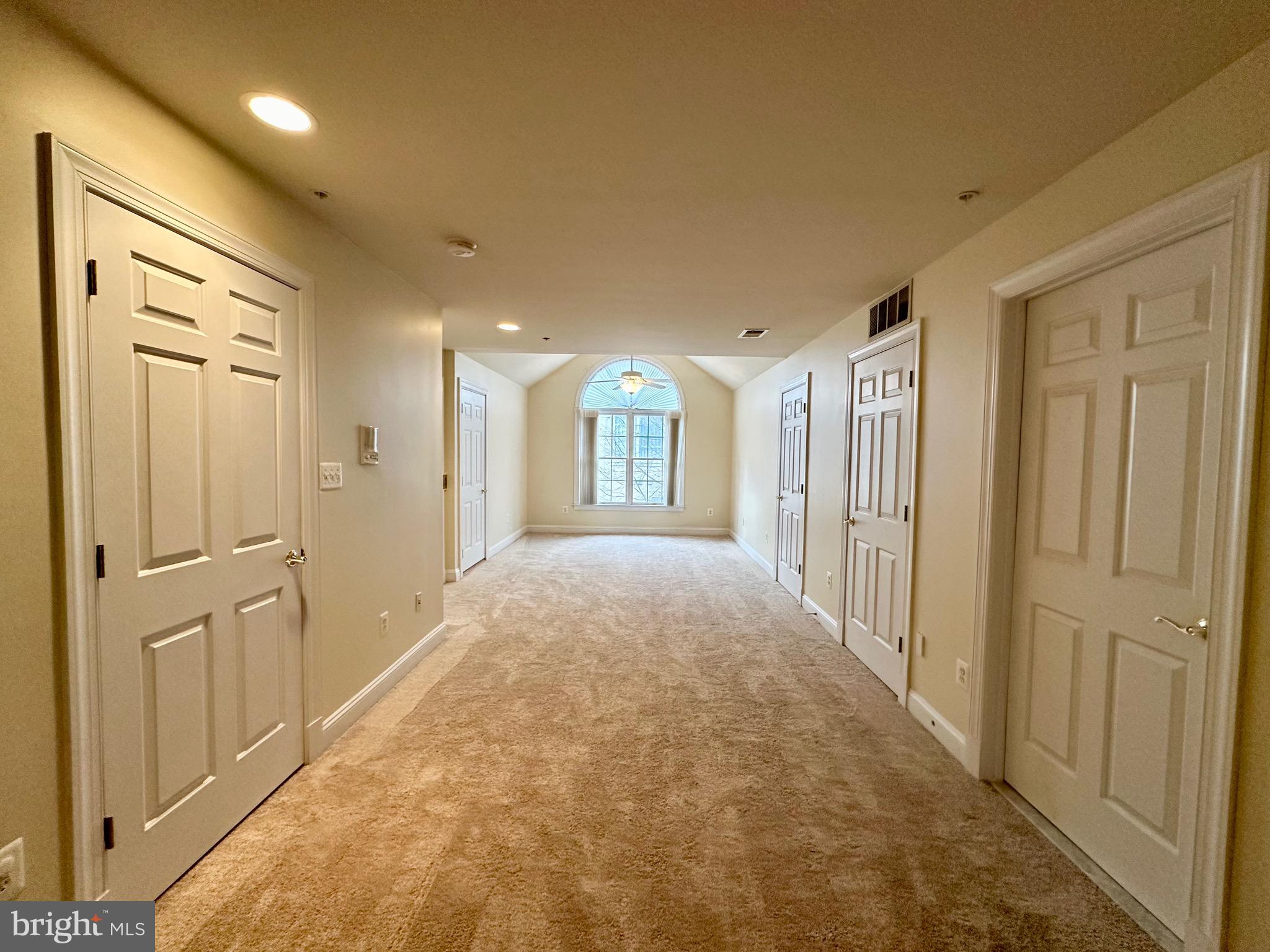 MCLEAN CREST - Residential Lease