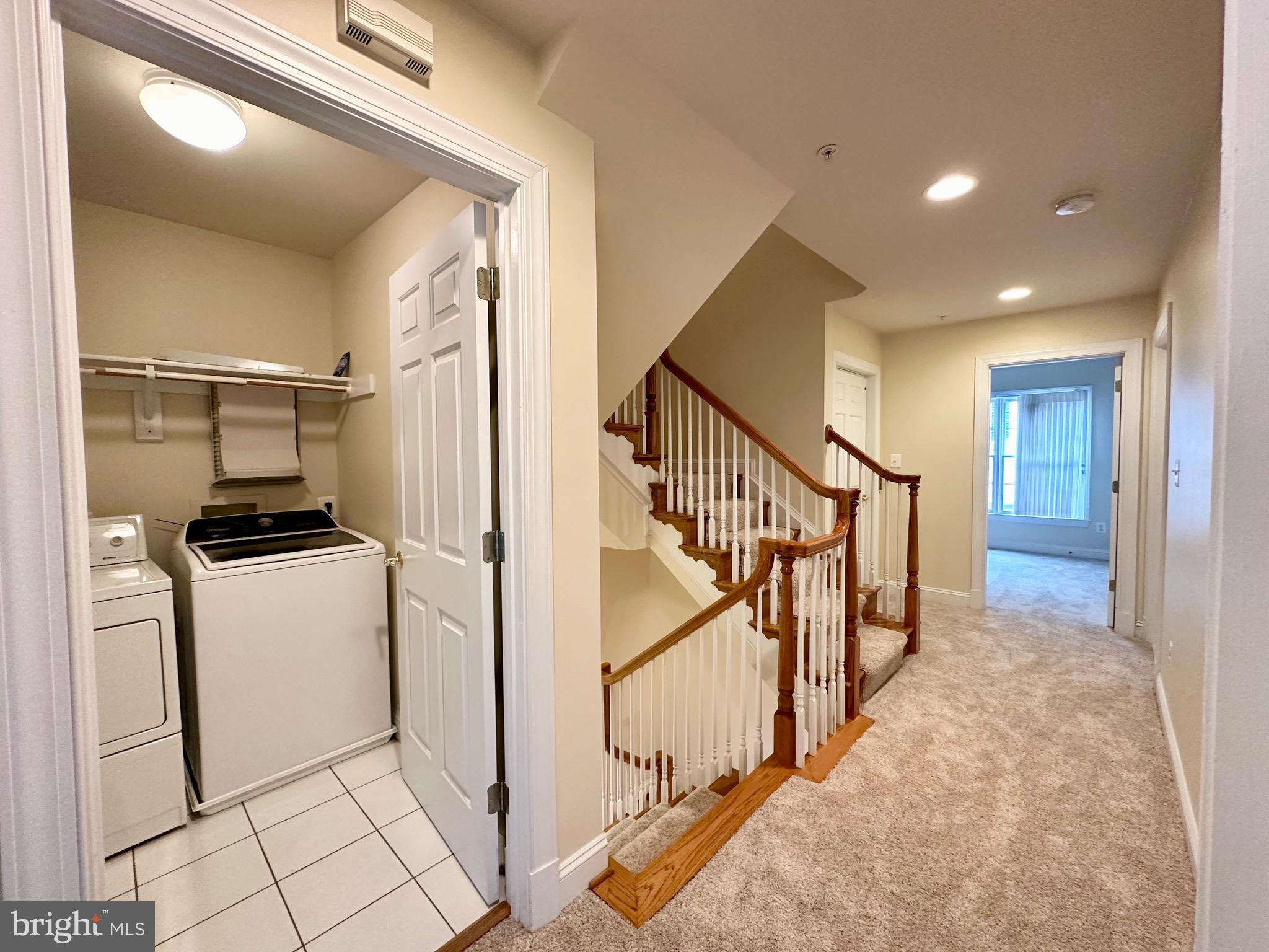 MCLEAN CREST - Residential Lease