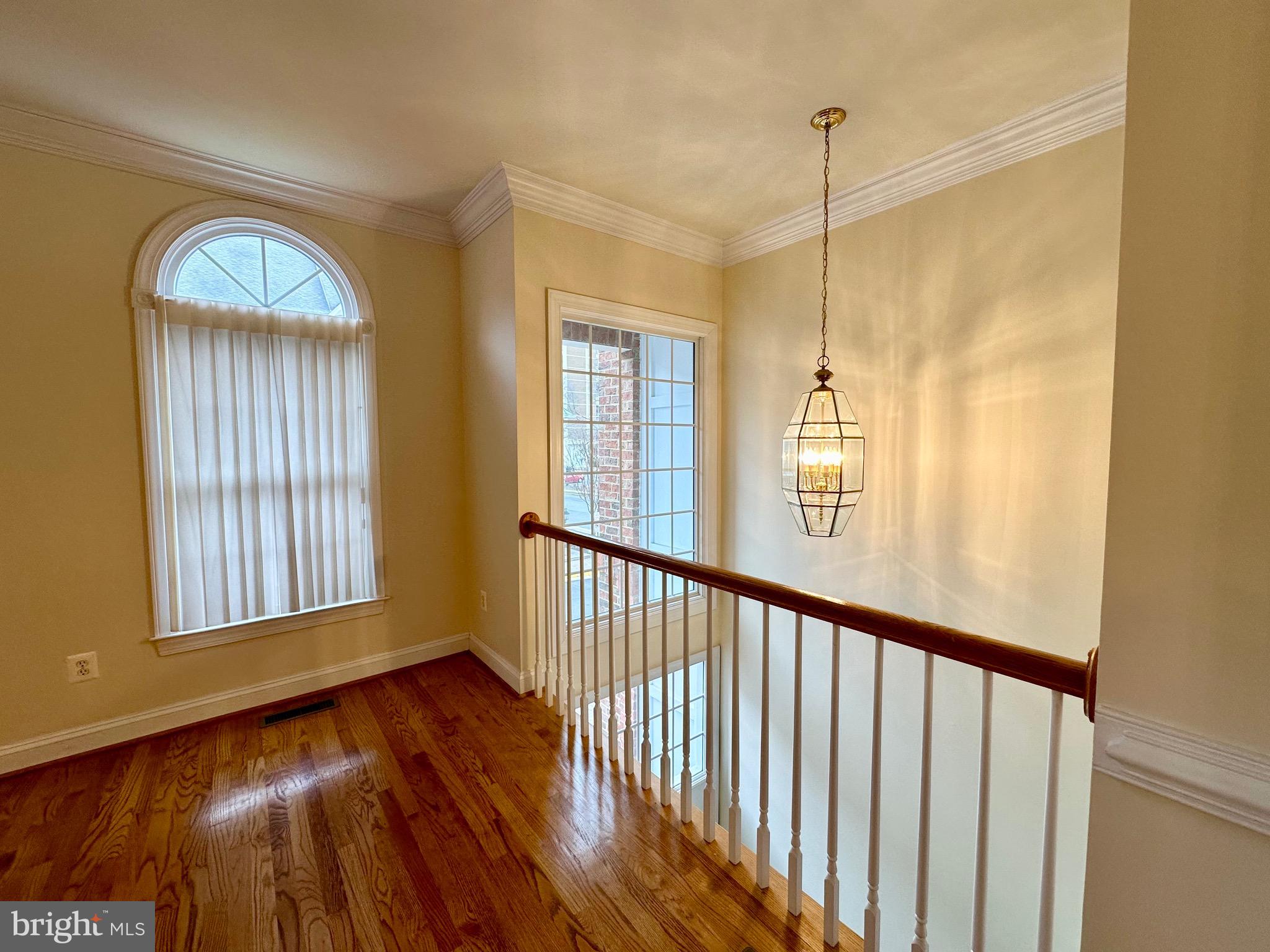 MCLEAN CREST - Residential Lease