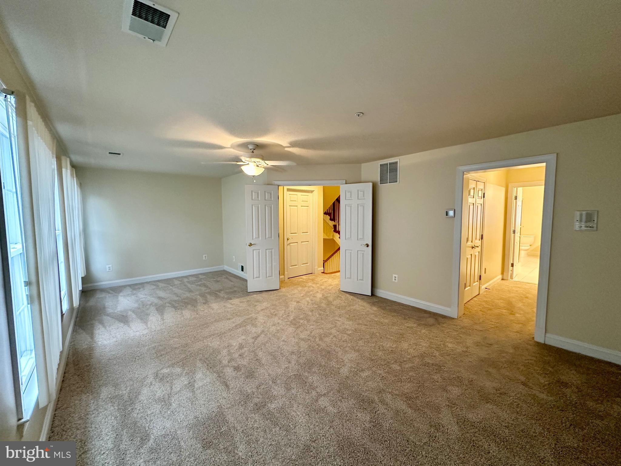 MCLEAN CREST - Residential Lease