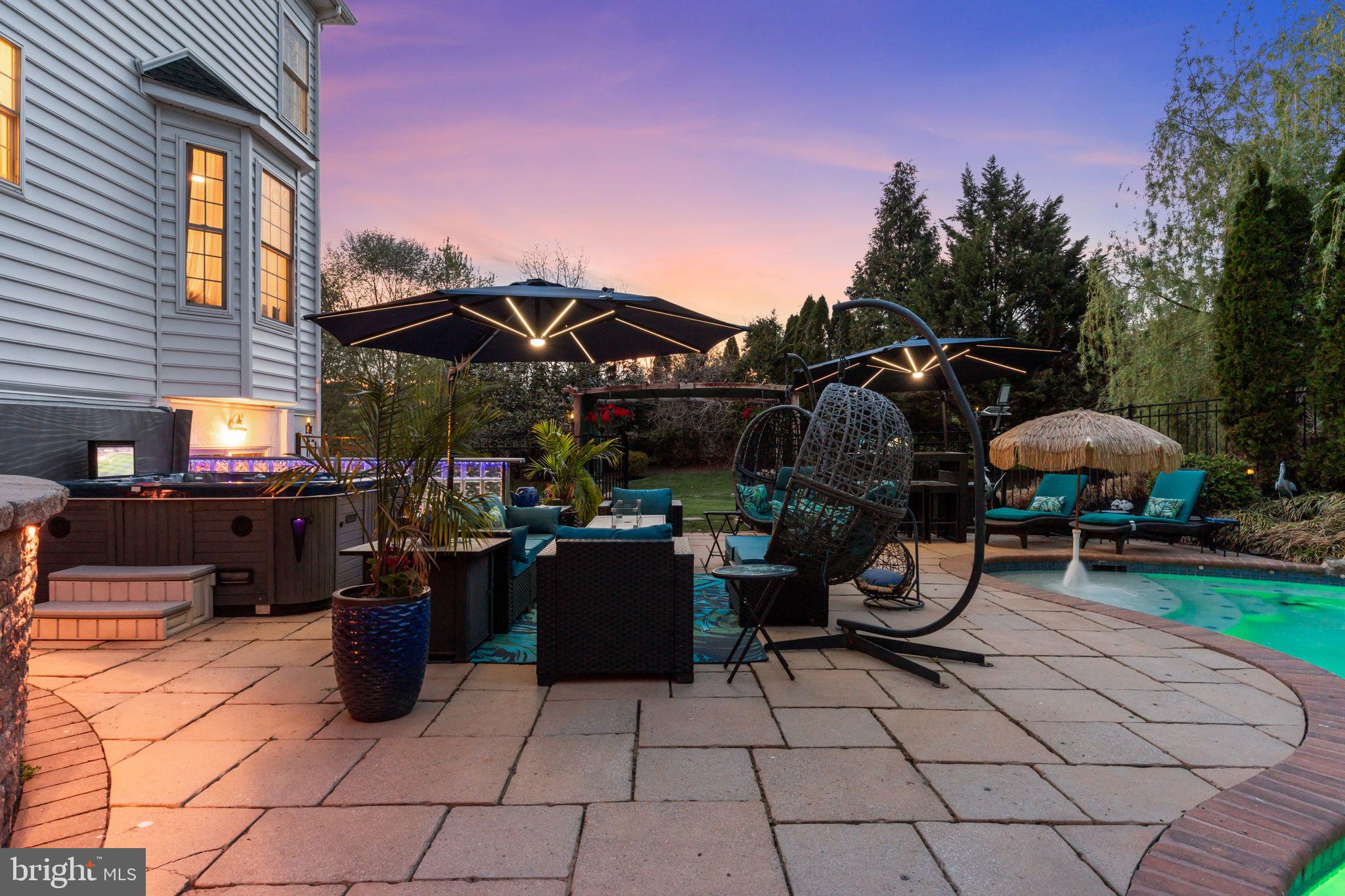 LEDERACH GOLF FAIRWY - Residential