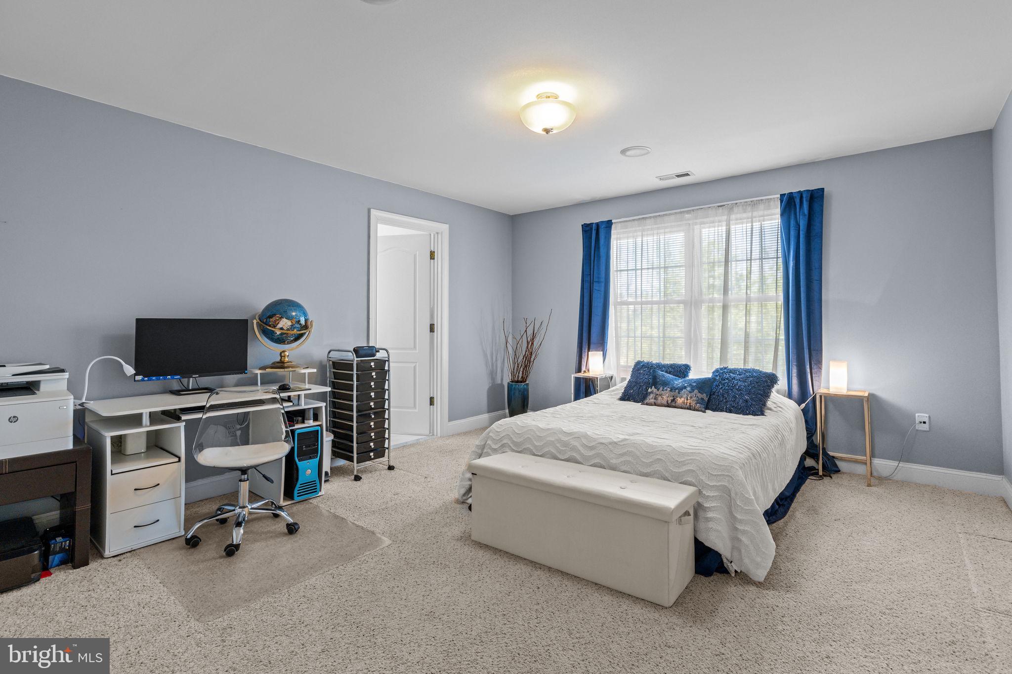 LEDERACH GOLF FAIRWY - Residential