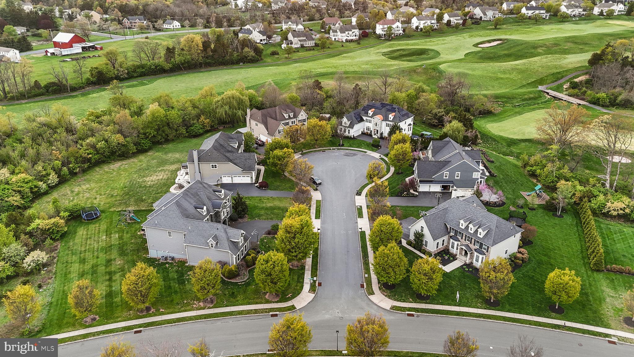 LEDERACH GOLF FAIRWY - Residential