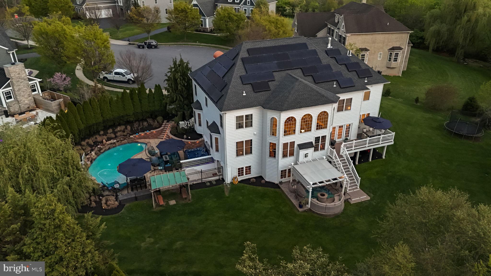 LEDERACH GOLF FAIRWY - Residential