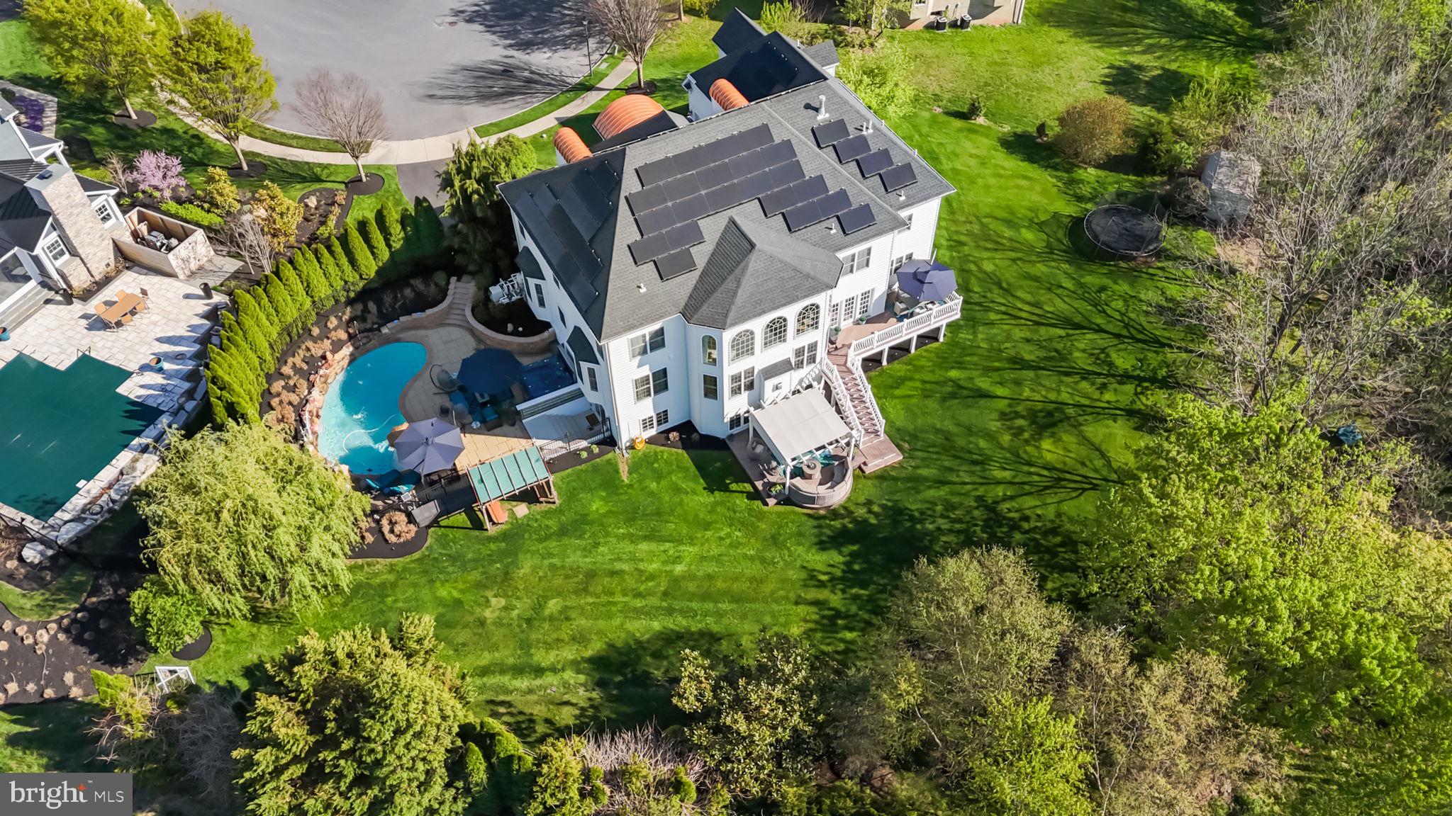 LEDERACH GOLF FAIRWY - Residential