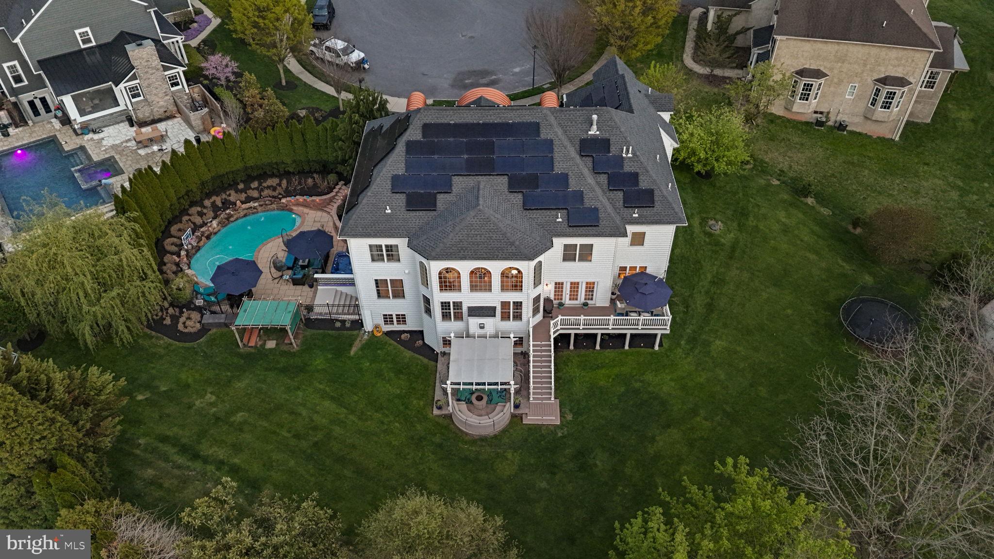 LEDERACH GOLF FAIRWY - Residential