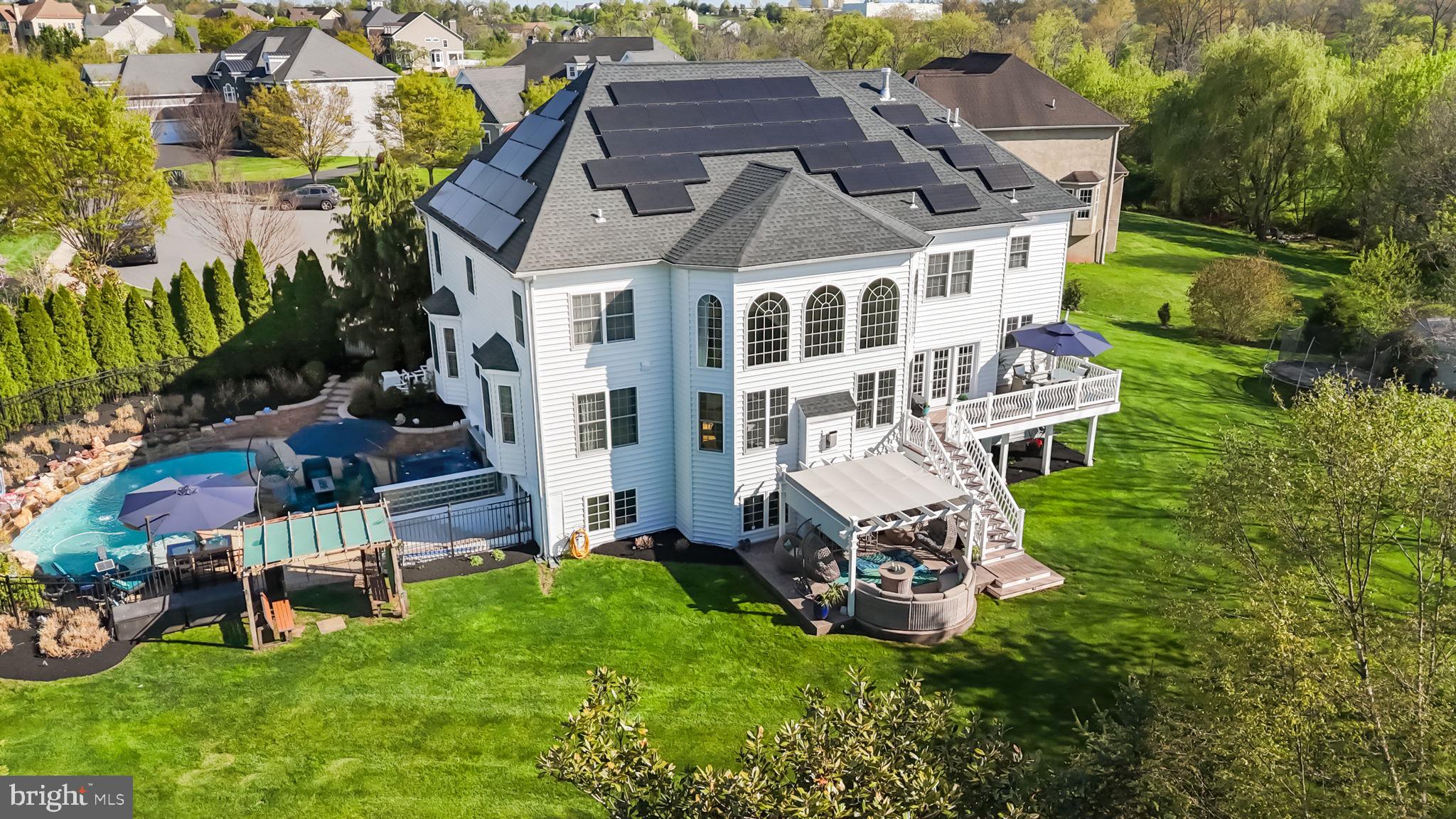 LEDERACH GOLF FAIRWY - Residential