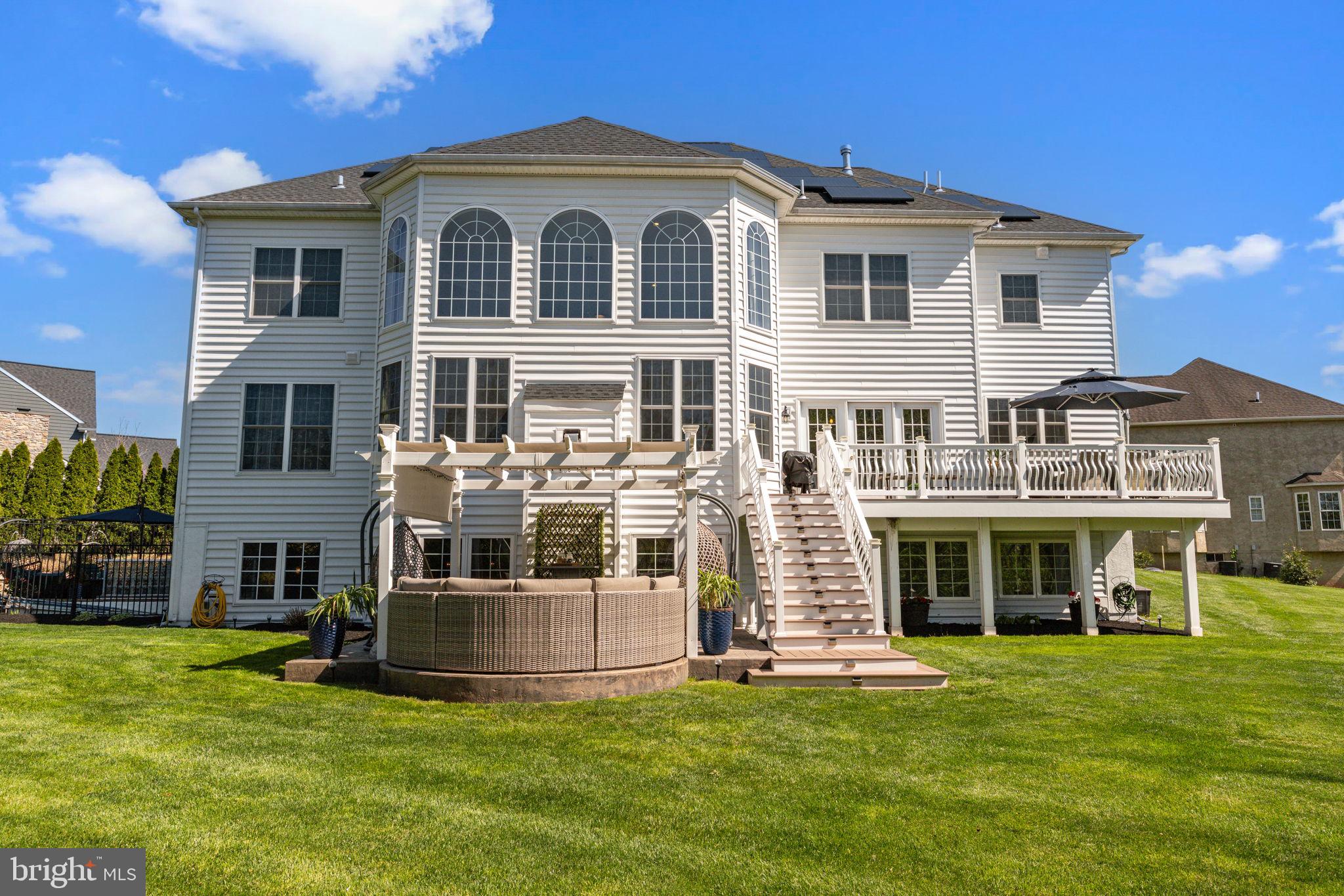 LEDERACH GOLF FAIRWY - Residential