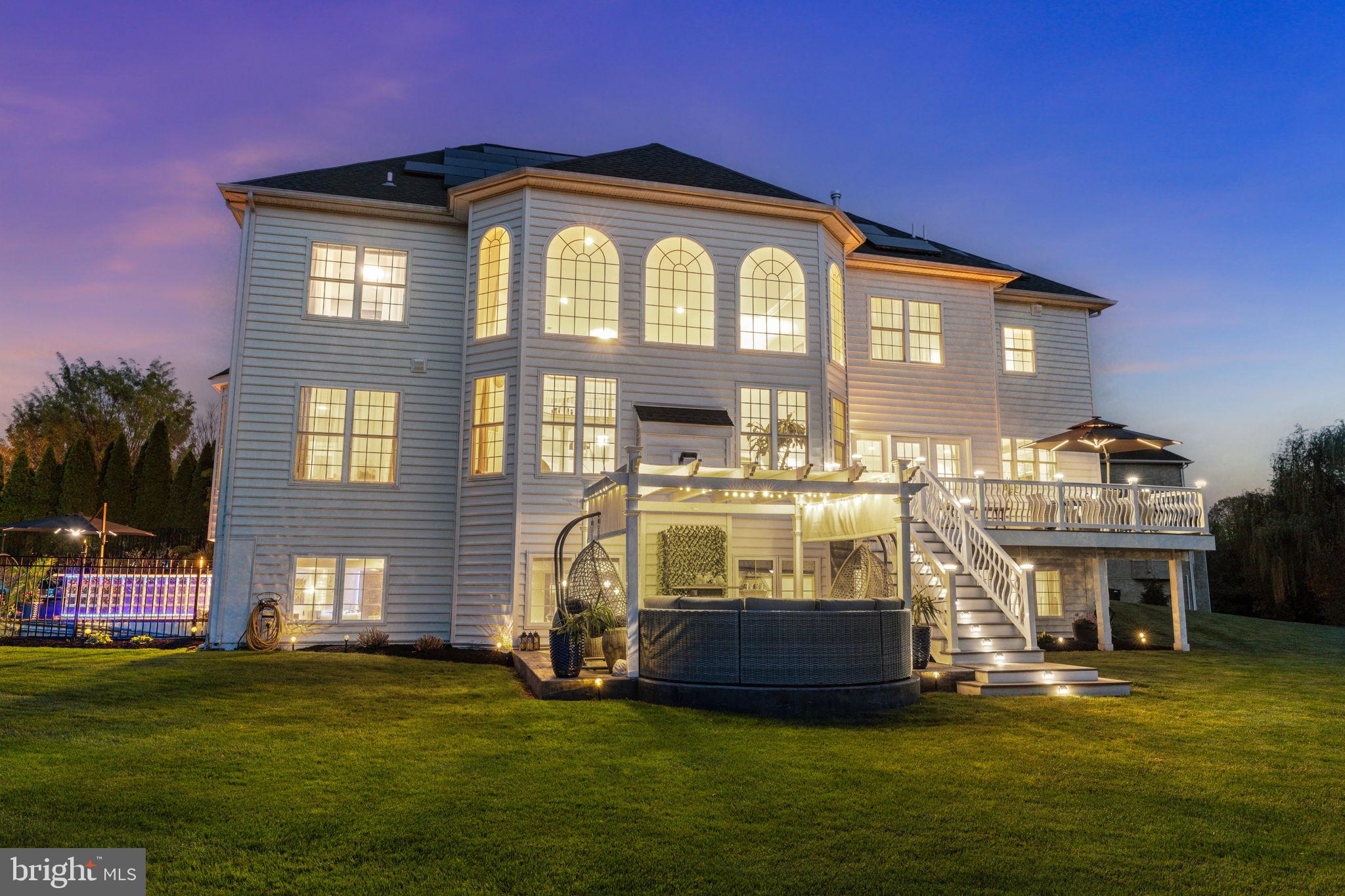 LEDERACH GOLF FAIRWY - Residential