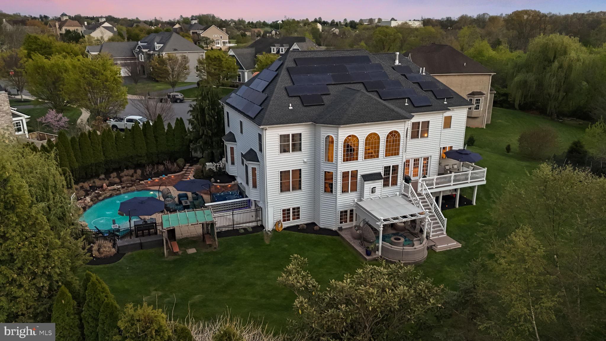 LEDERACH GOLF FAIRWY - Residential