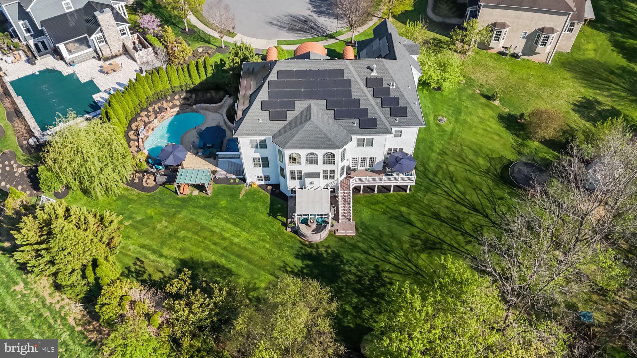 LEDERACH GOLF FAIRWY - Residential