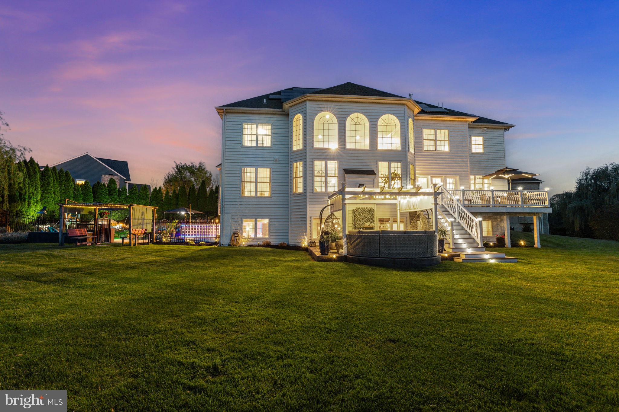 LEDERACH GOLF FAIRWY - Residential