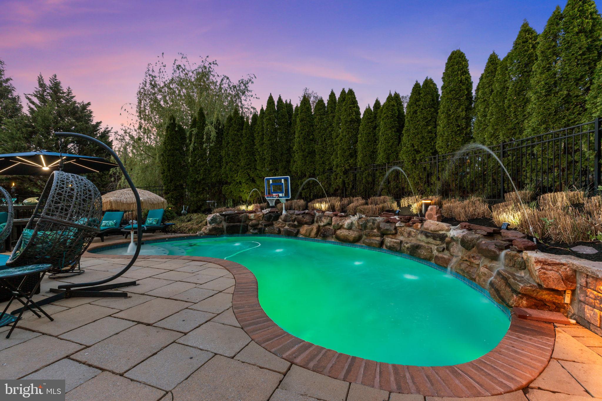 LEDERACH GOLF FAIRWY - Residential