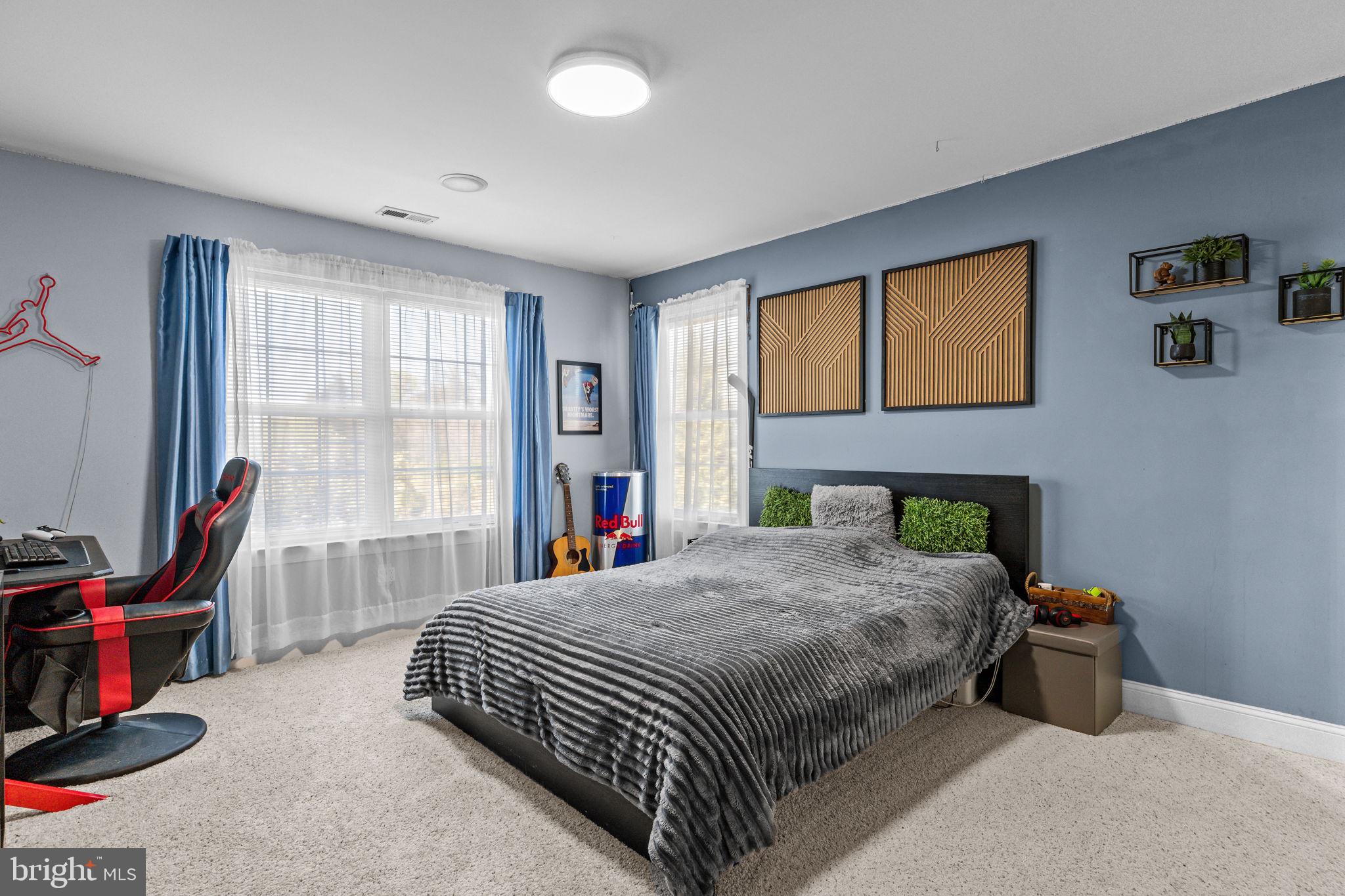 LEDERACH GOLF FAIRWY - Residential