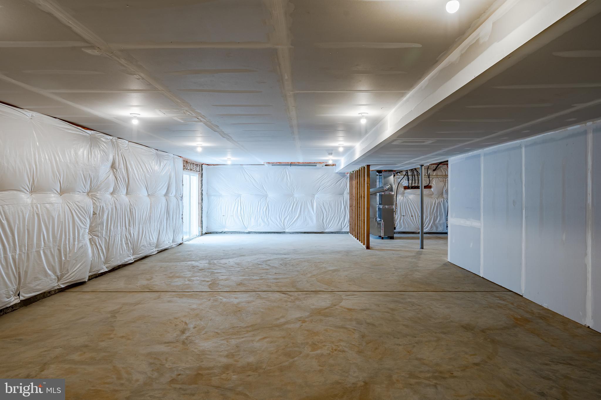 CHESTER SPRINGS CROSSING - Residential