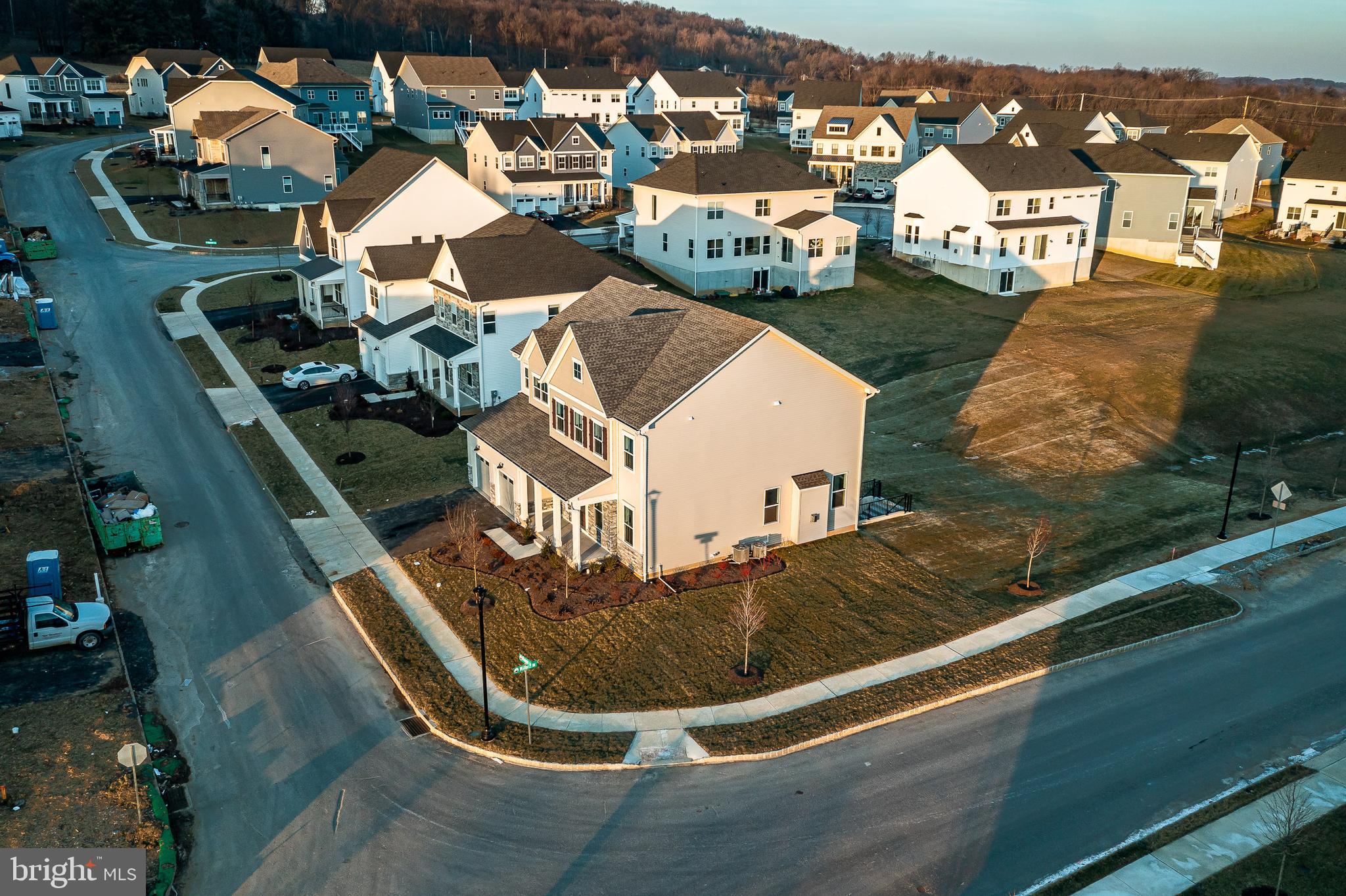 CHESTER SPRINGS CROSSING - Residential