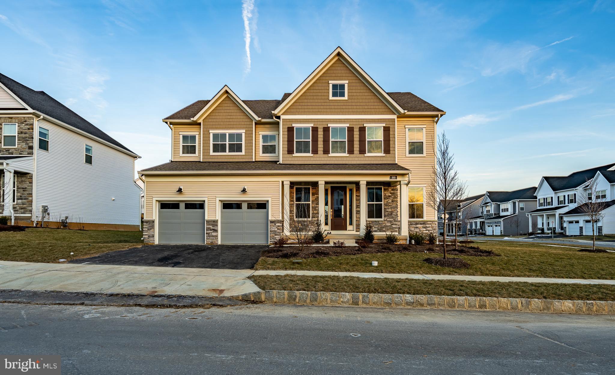 CHESTER SPRINGS CROSSING - Residential