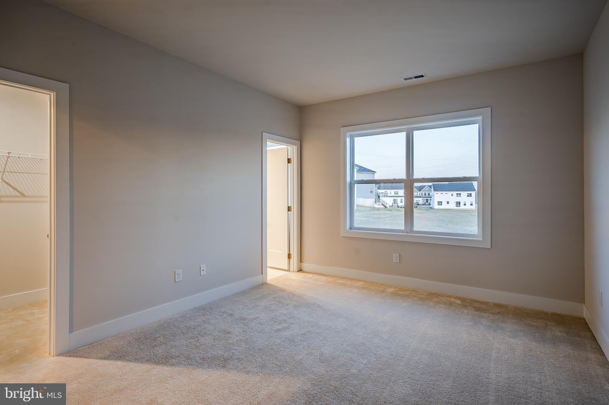 CHESTER SPRINGS CROSSING - Residential