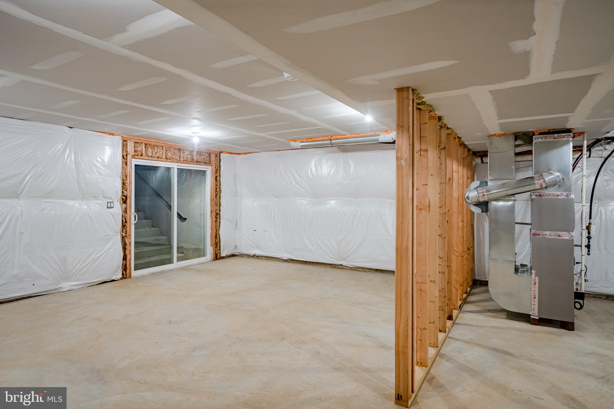 CHESTER SPRINGS CROSSING - Residential