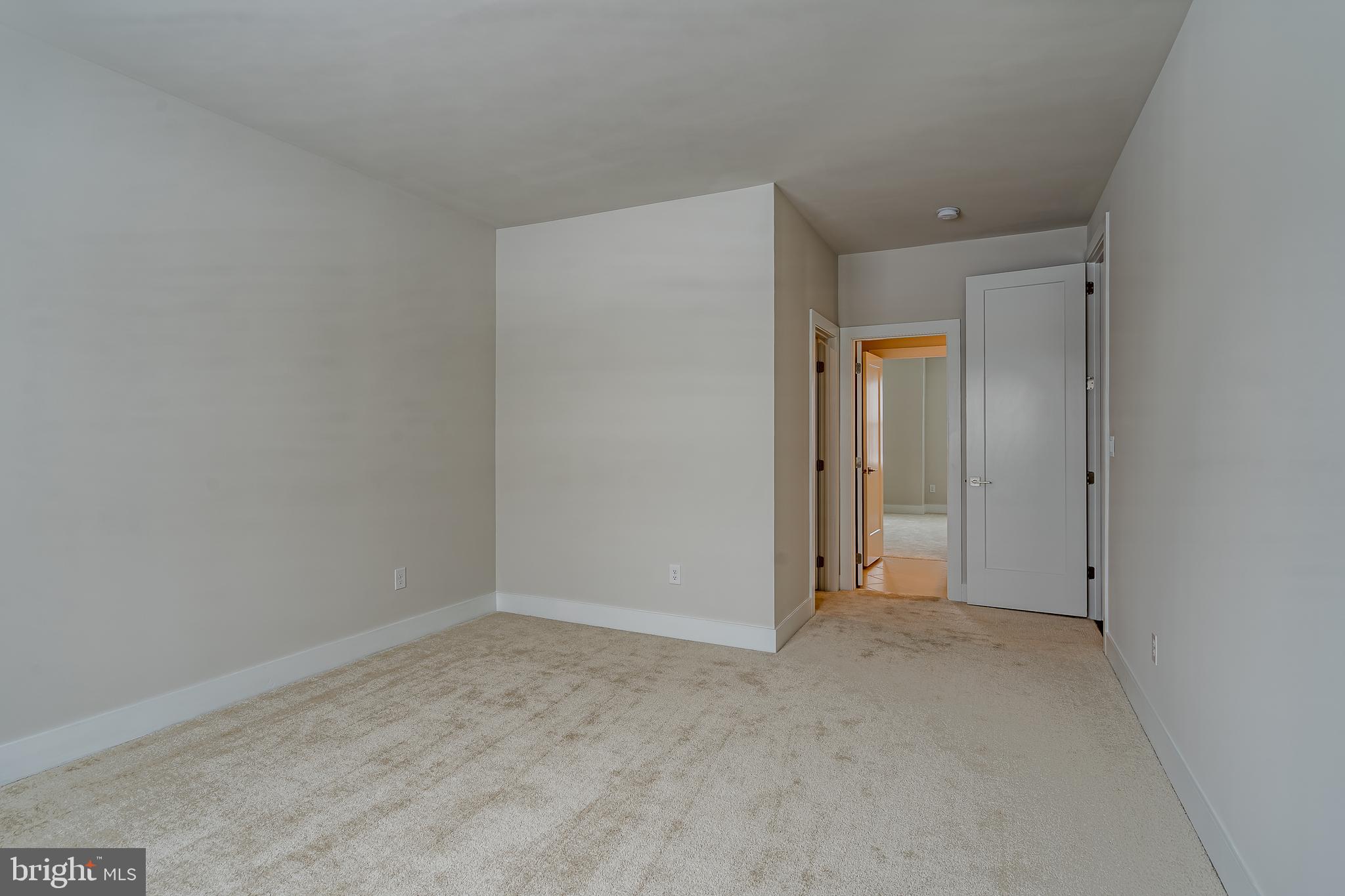 CHESTER SPRINGS CROSSING - Residential