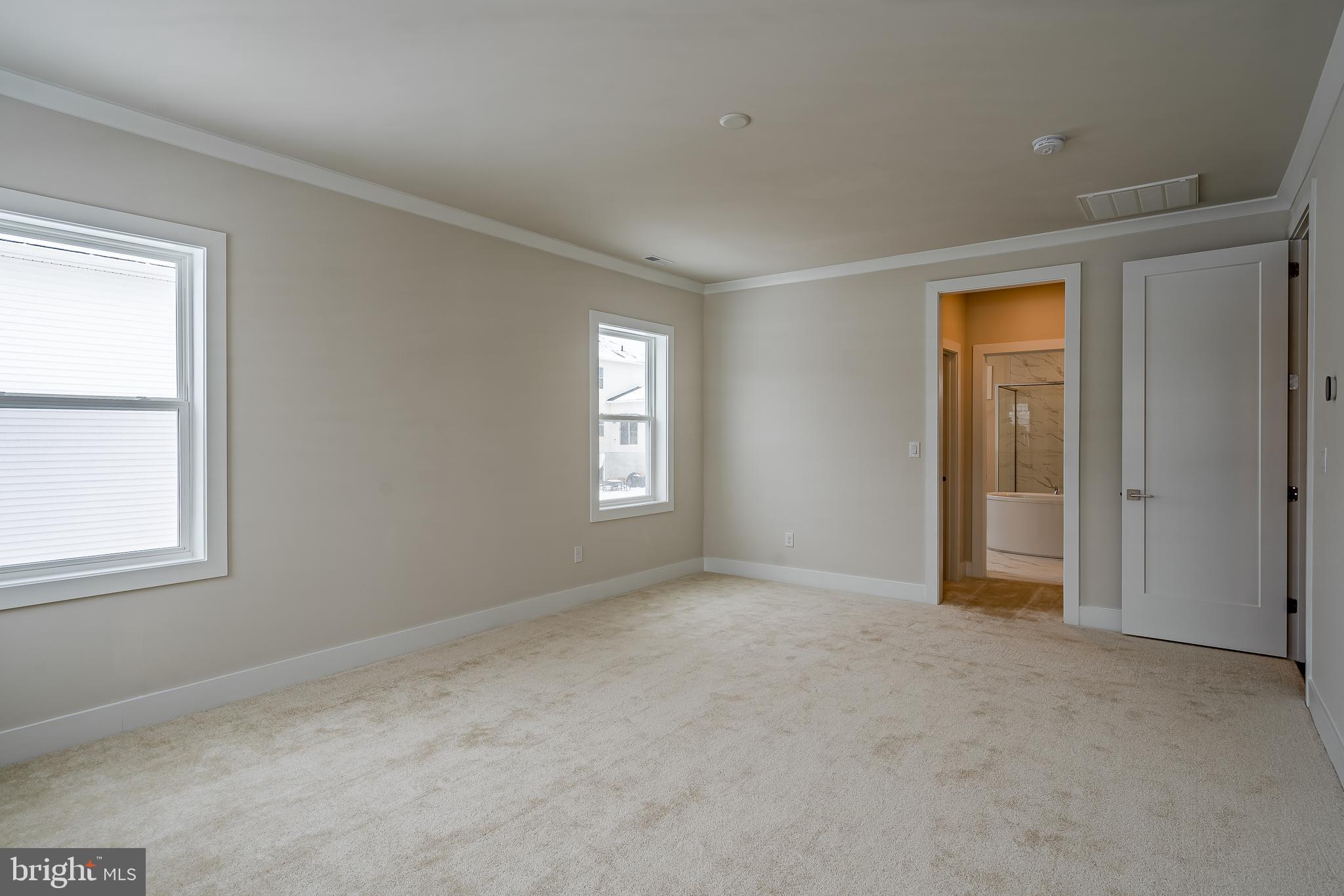 CHESTER SPRINGS CROSSING - Residential