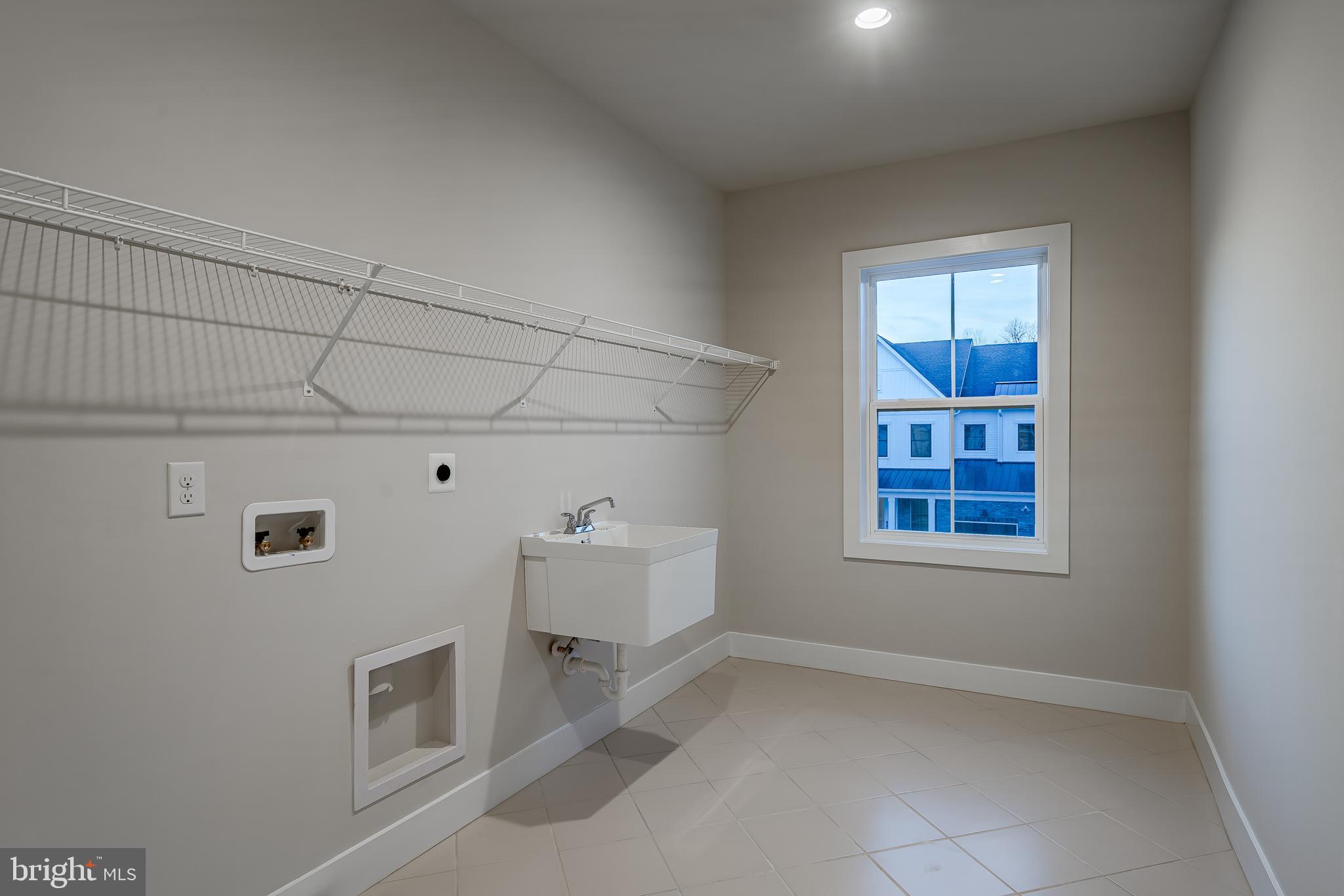 CHESTER SPRINGS CROSSING - Residential