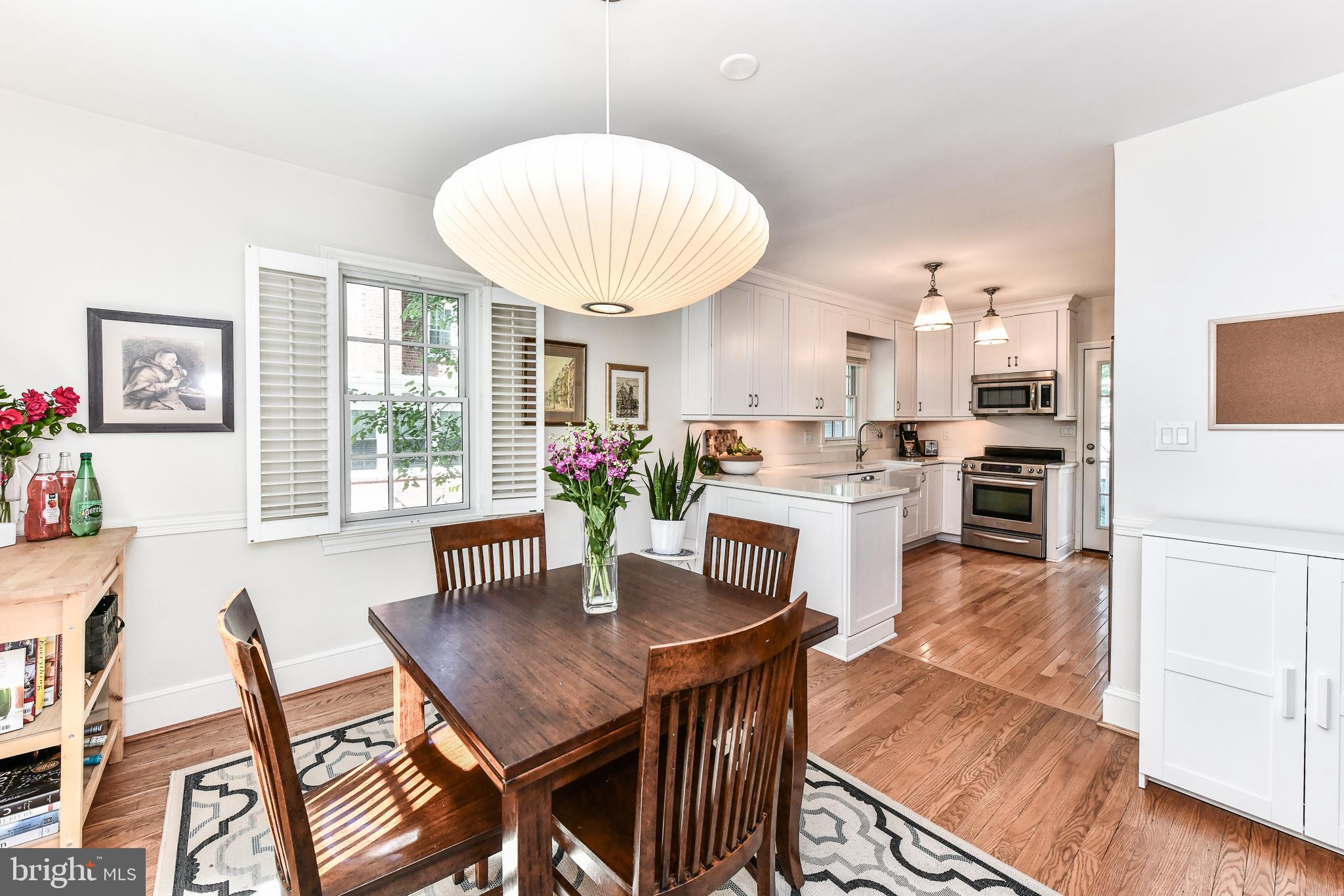 HILLWOOD - Residential Lease