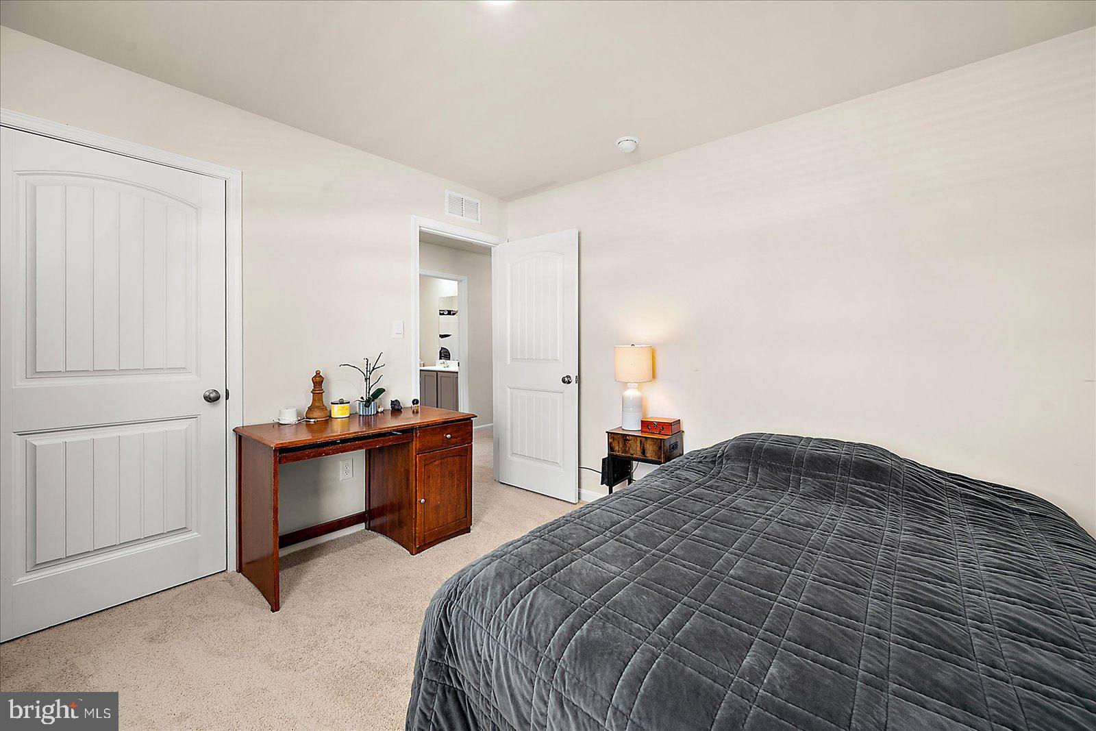 PLOVER POINT - Residential