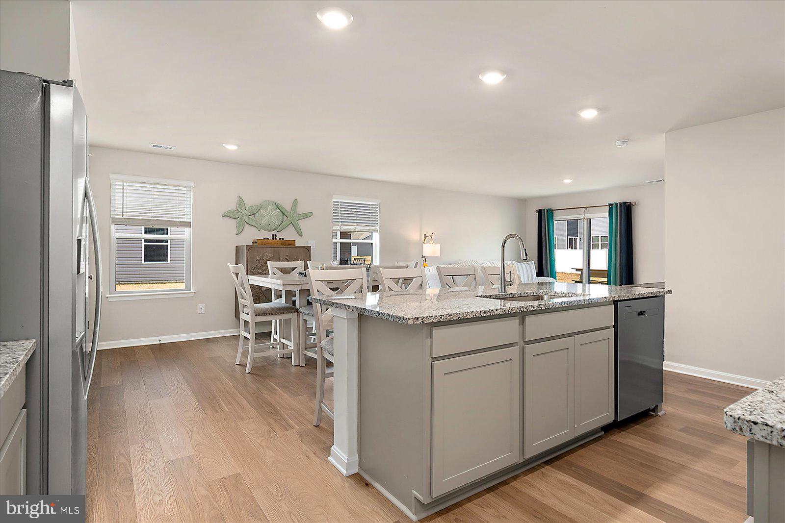 PLOVER POINT - Residential