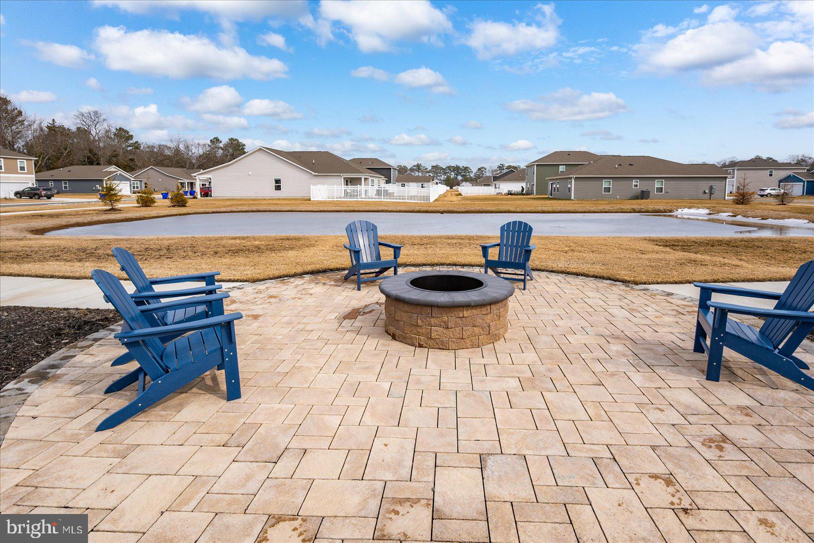 PLOVER POINT - Residential