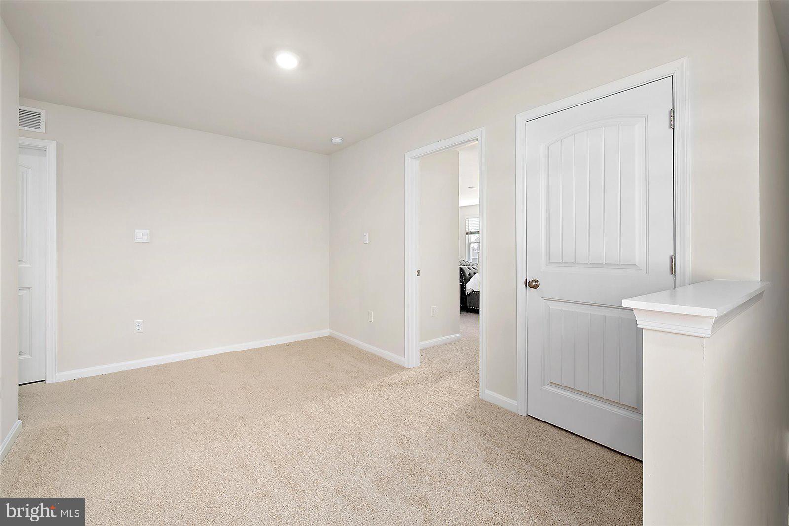 PLOVER POINT - Residential