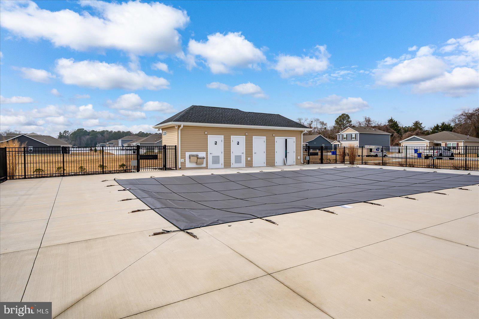 PLOVER POINT - Residential