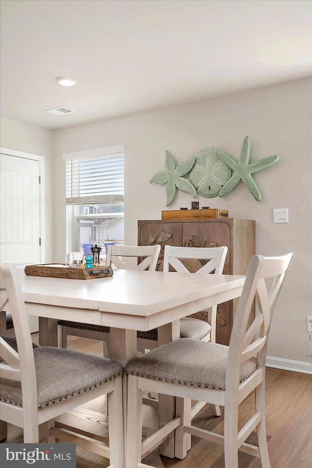 PLOVER POINT - Residential