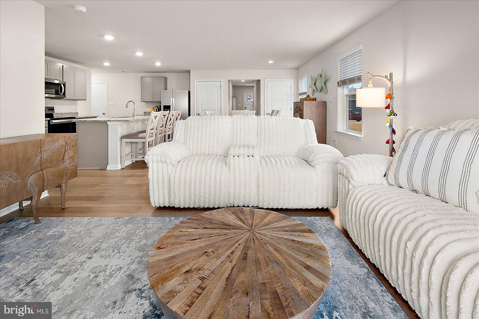 PLOVER POINT - Residential