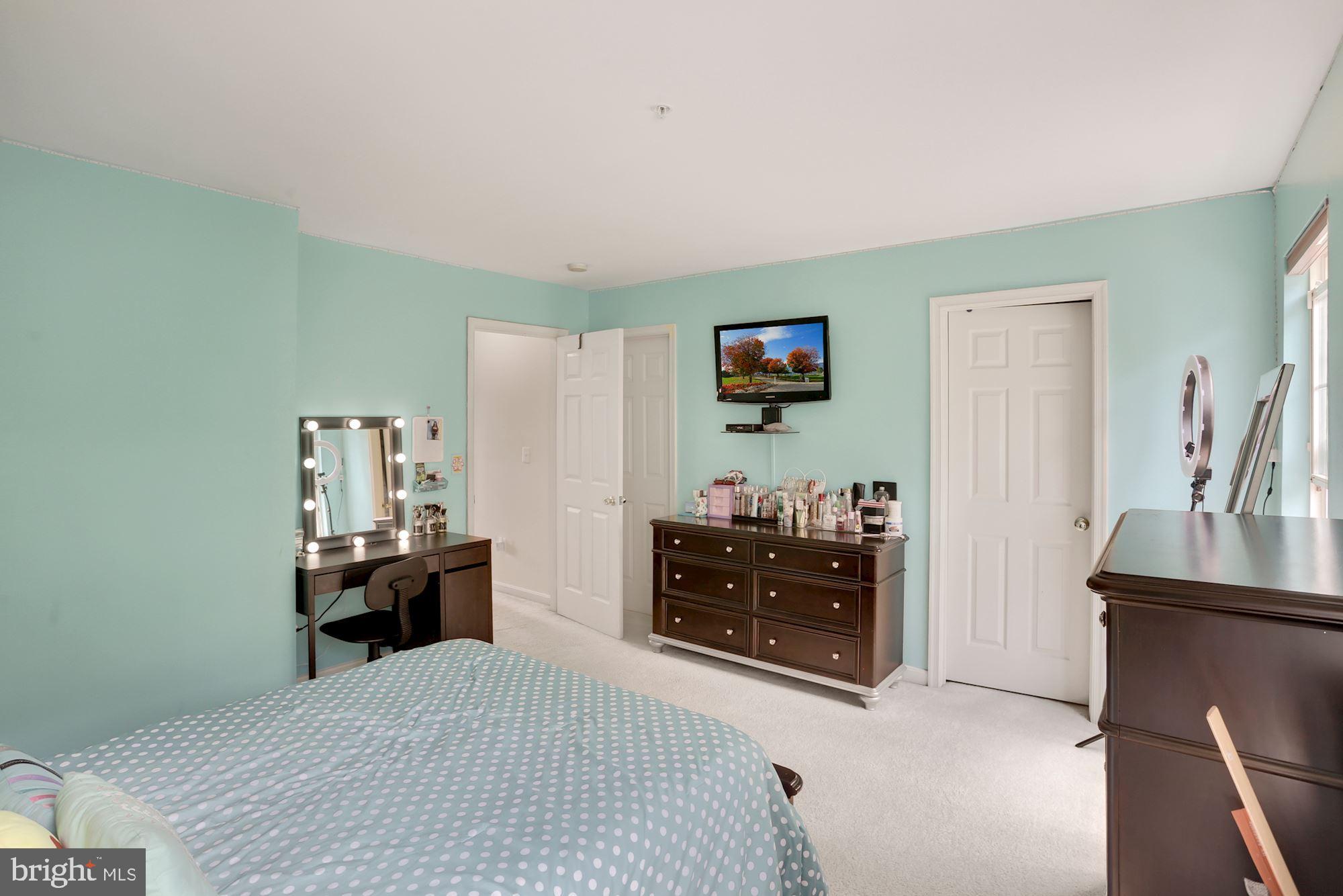 HUNTINGTON - Residential