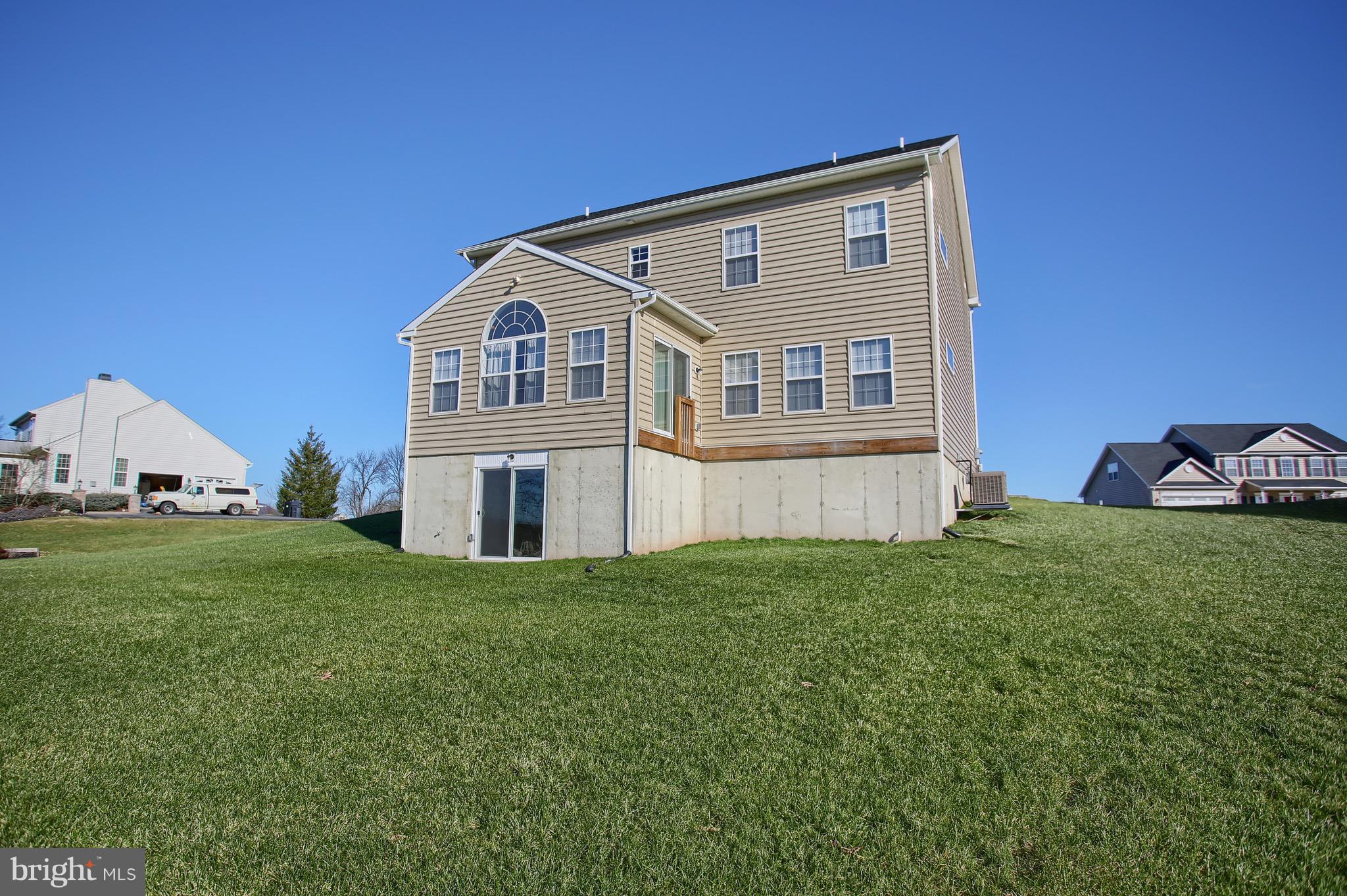 HIGH MEADOW ESTATES - Residential