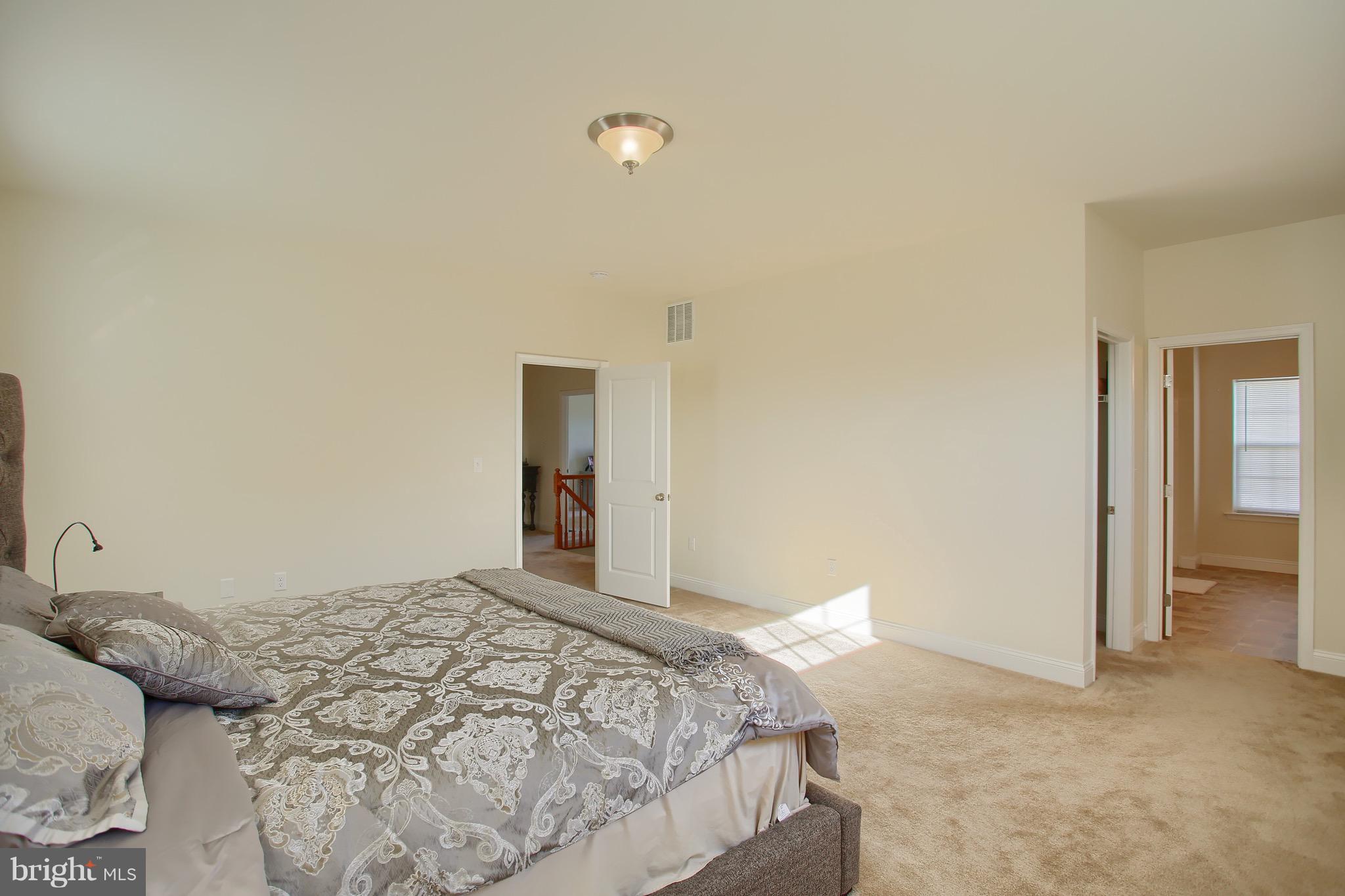 HIGH MEADOW ESTATES - Residential