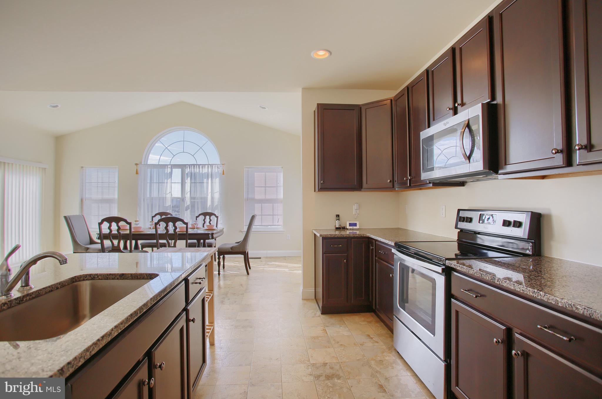 HIGH MEADOW ESTATES - Residential